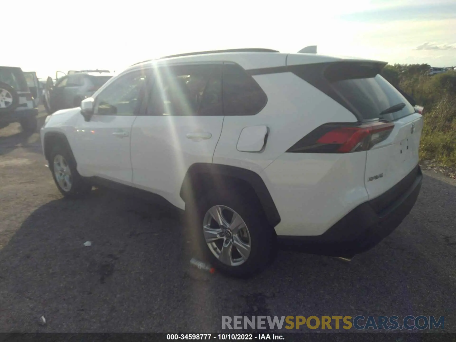 3 fotografías del automóvil dañado 2T3W1RFVXKC032078 TOYOTA RAV4 2019