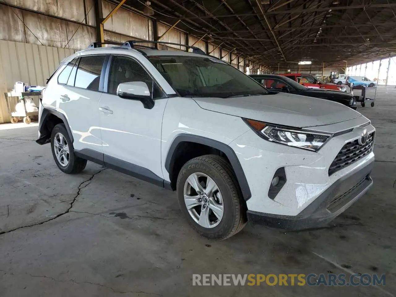 4 fotografías del automóvil dañado 2T3W1RFVXKW025632 TOYOTA RAV4 2019