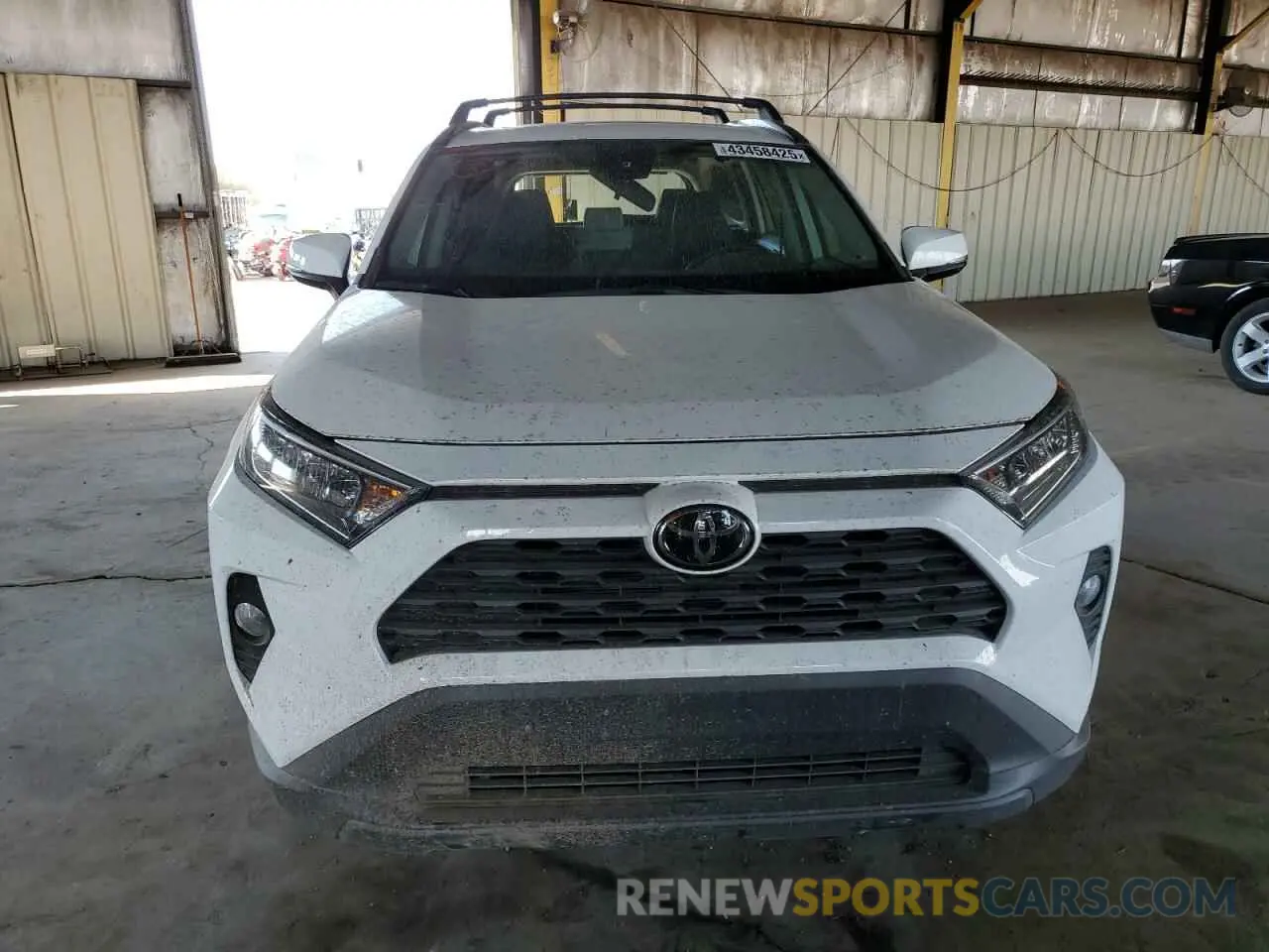 5 fotografías del automóvil dañado 2T3W1RFVXKW025632 TOYOTA RAV4 2019