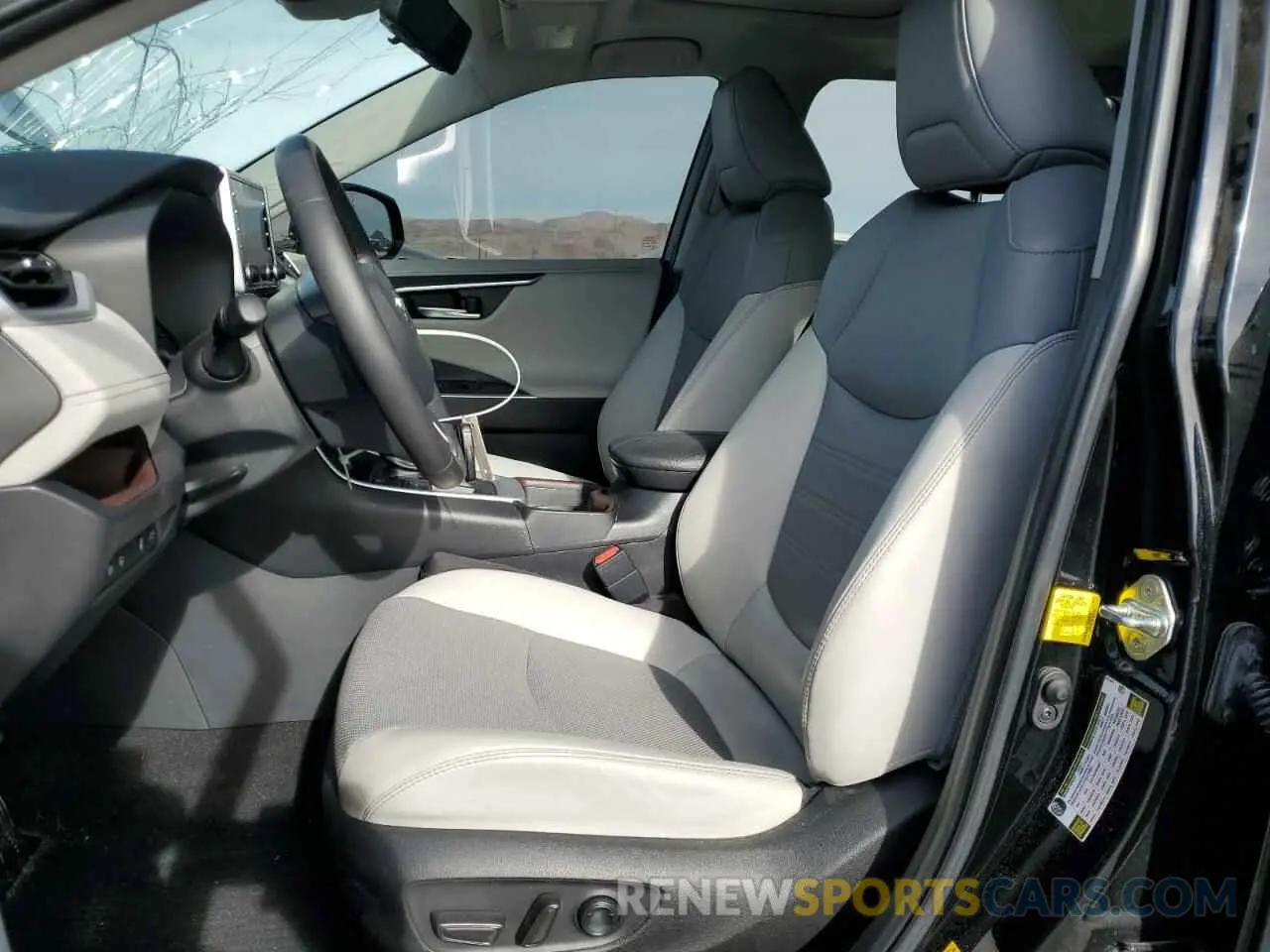 7 fotografías del automóvil dañado 2T3Y1RFV0KW007889 TOYOTA RAV4 2019