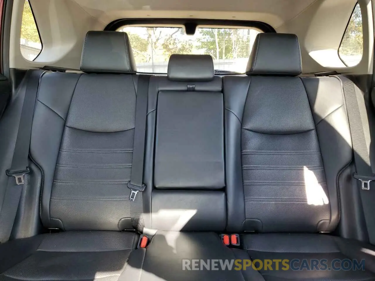 10 fotografías del automóvil dañado 2T3Y1RFV2KW033197 TOYOTA RAV4 2019