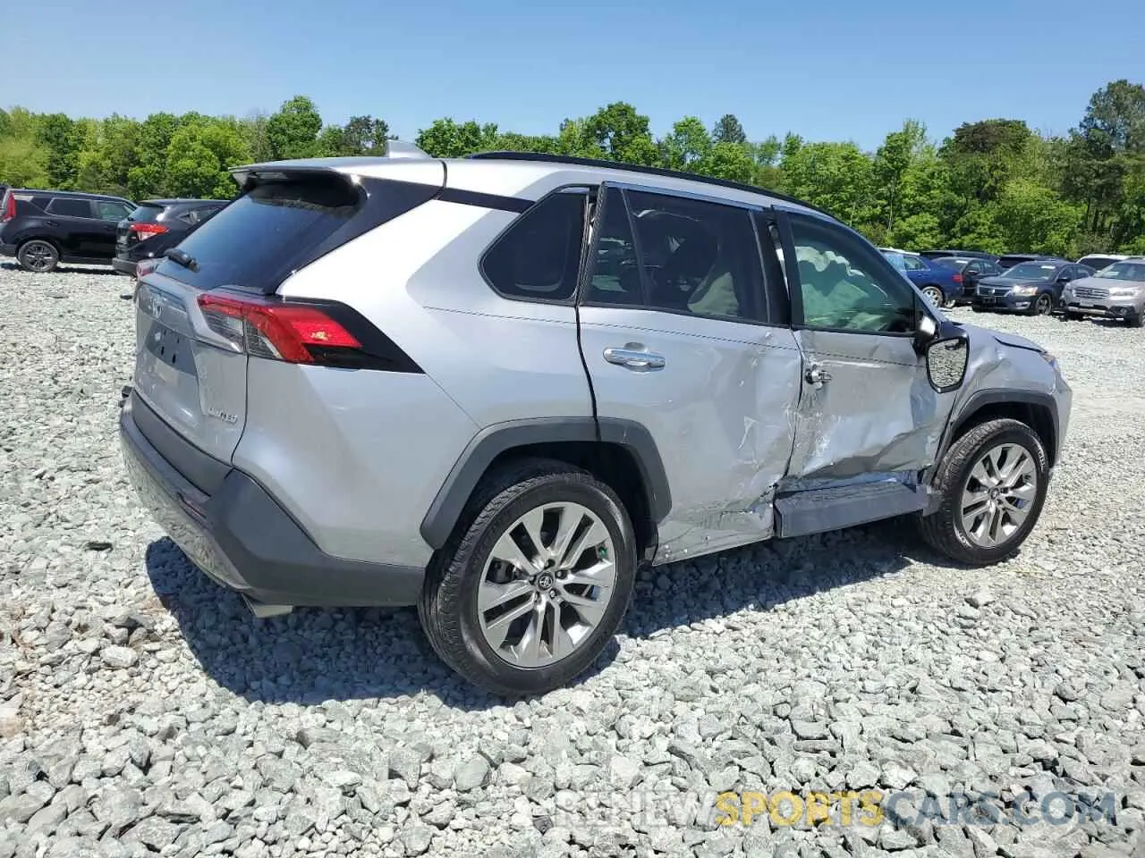 3 fotografías del automóvil dañado 2T3Y1RFV6KW023501 TOYOTA RAV4 2019