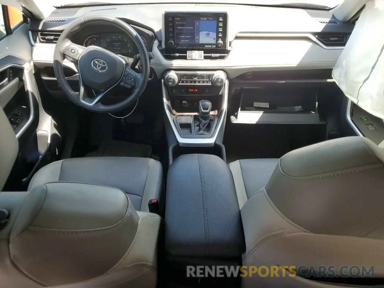 8 fotografías del automóvil dañado 2T3Y1RFV6KW023501 TOYOTA RAV4 2019