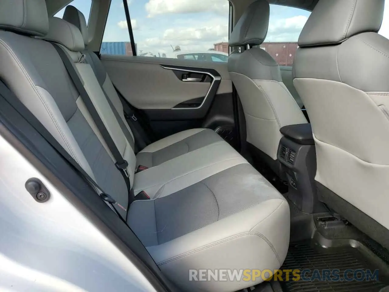 11 fotografías del automóvil dañado 2T3Y1RFV6KW027208 TOYOTA RAV4 2019