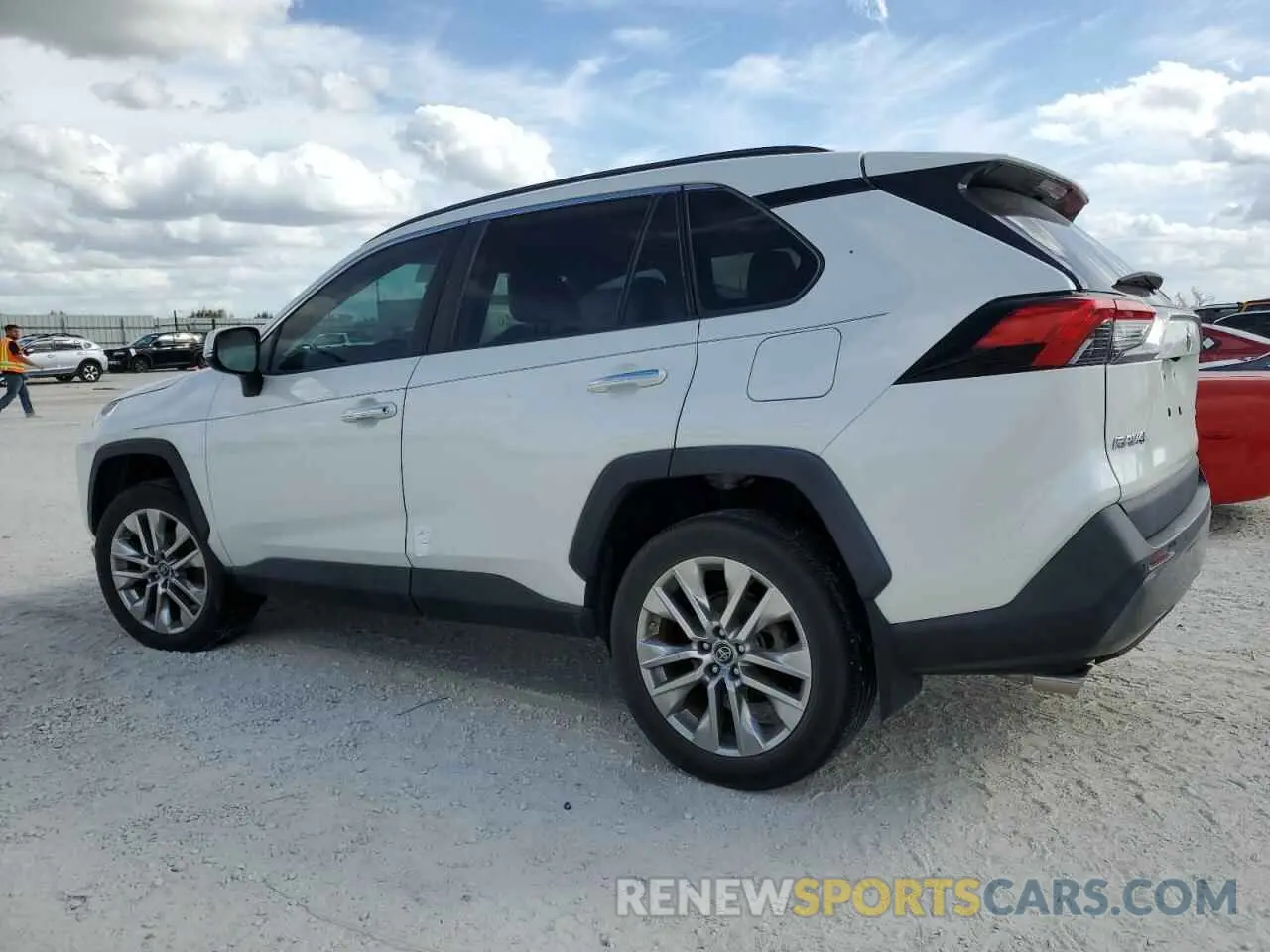 2 fotografías del automóvil dañado 2T3Y1RFV6KW027208 TOYOTA RAV4 2019