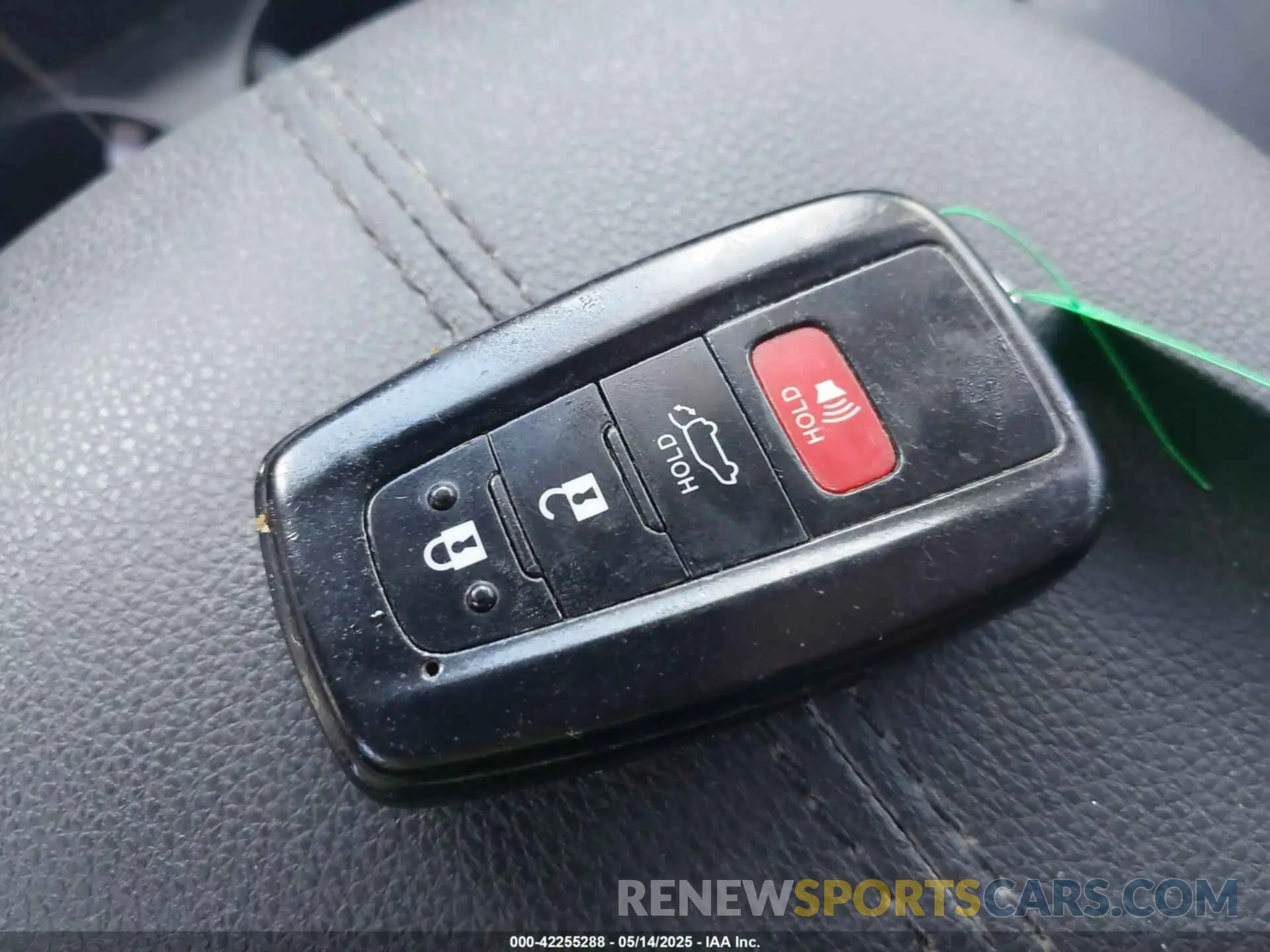 11 fotografías del automóvil dañado 2T3Y1RFV7KW017853 TOYOTA RAV4 2019