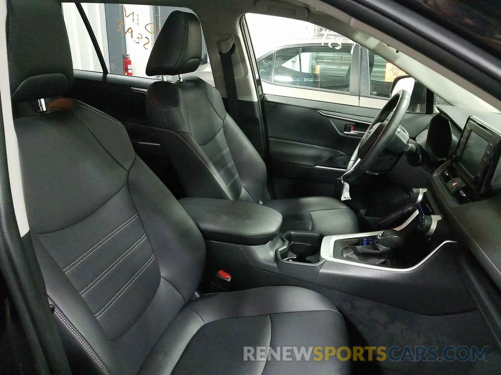 5 fotografías del automóvil dañado JTMA1RFV1KD517179 TOYOTA RAV4 2019