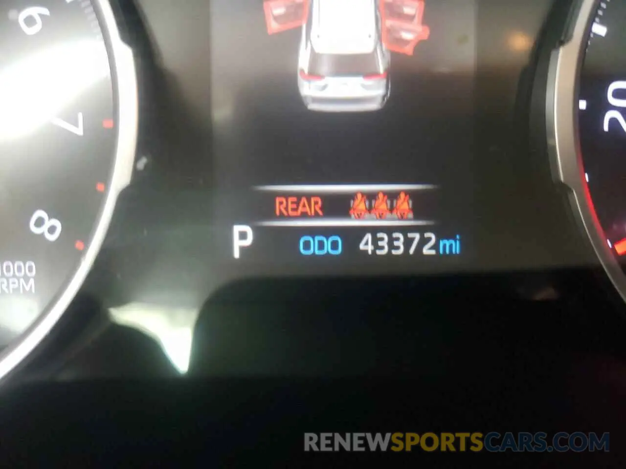 8 fotografías del automóvil dañado JTMA1RFV2KD504554 TOYOTA RAV4 2019