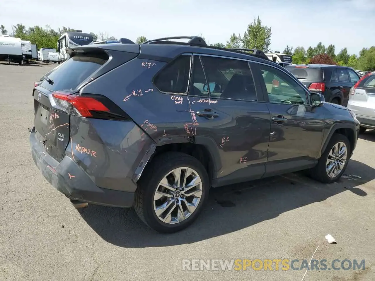 3 fotografías del automóvil dañado JTMA1RFV6KD014635 TOYOTA RAV4 2019