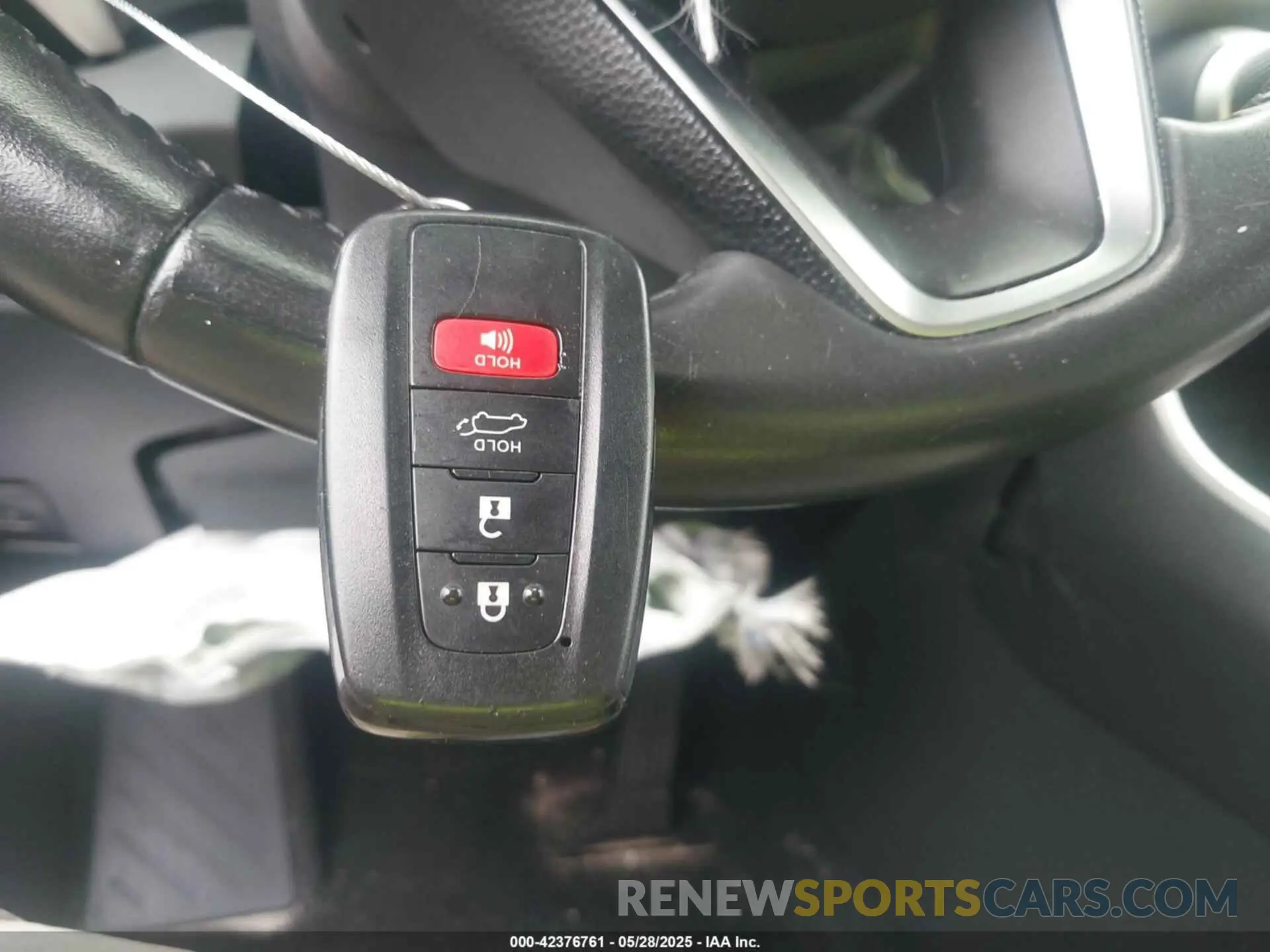11 fotografías del automóvil dañado JTMA1RFV6KD025764 TOYOTA RAV4 2019