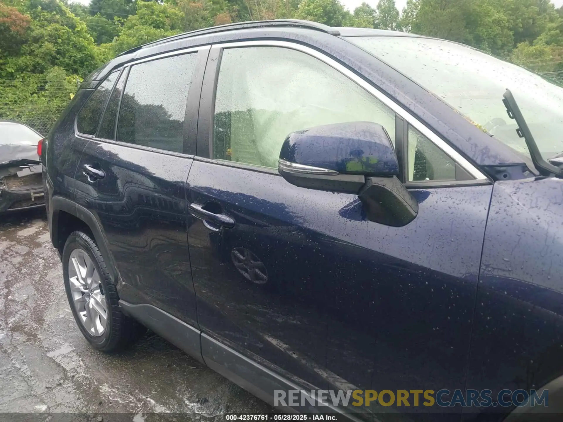 13 fotografías del automóvil dañado JTMA1RFV6KD025764 TOYOTA RAV4 2019