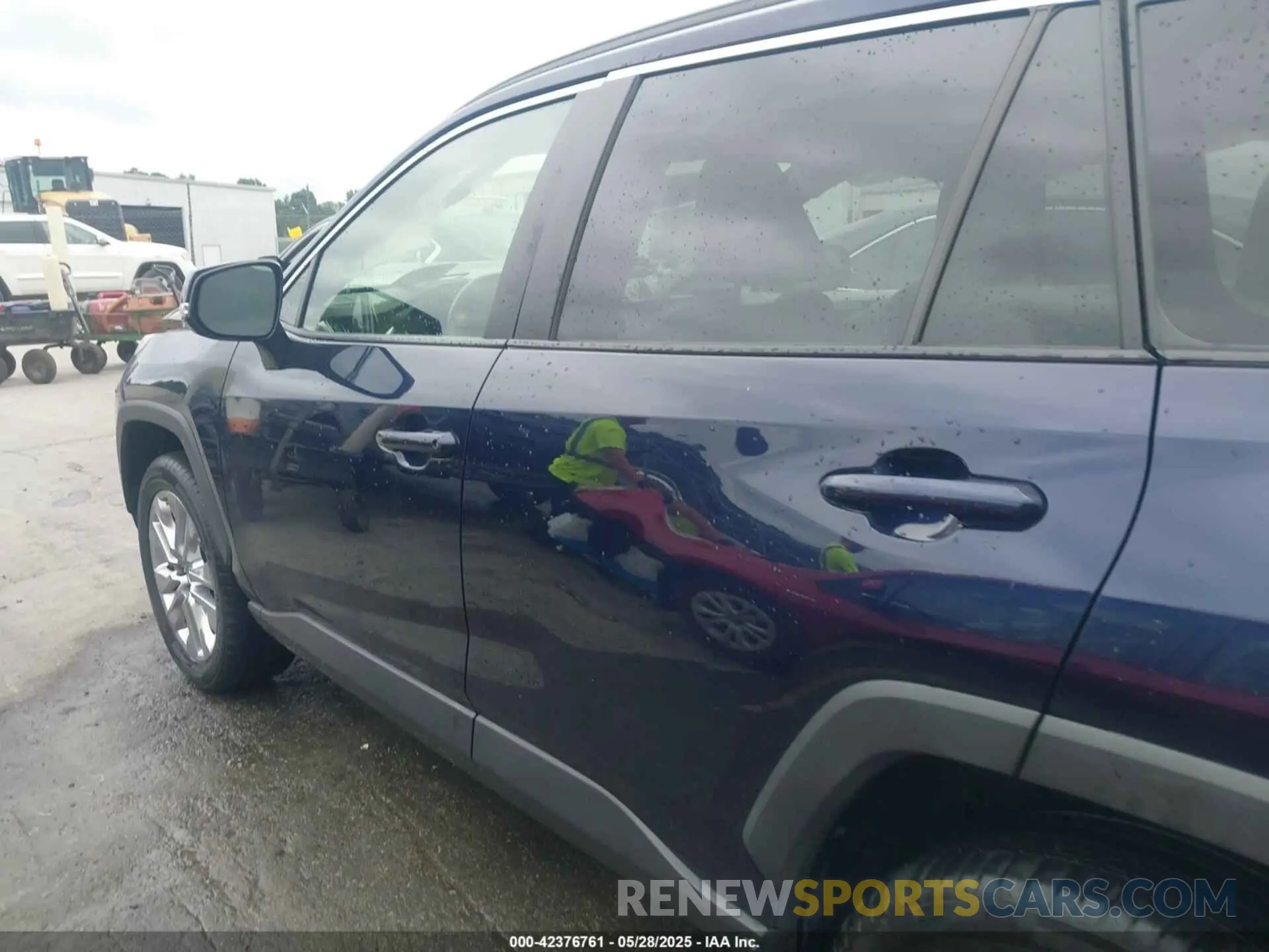 14 fotografías del automóvil dañado JTMA1RFV6KD025764 TOYOTA RAV4 2019