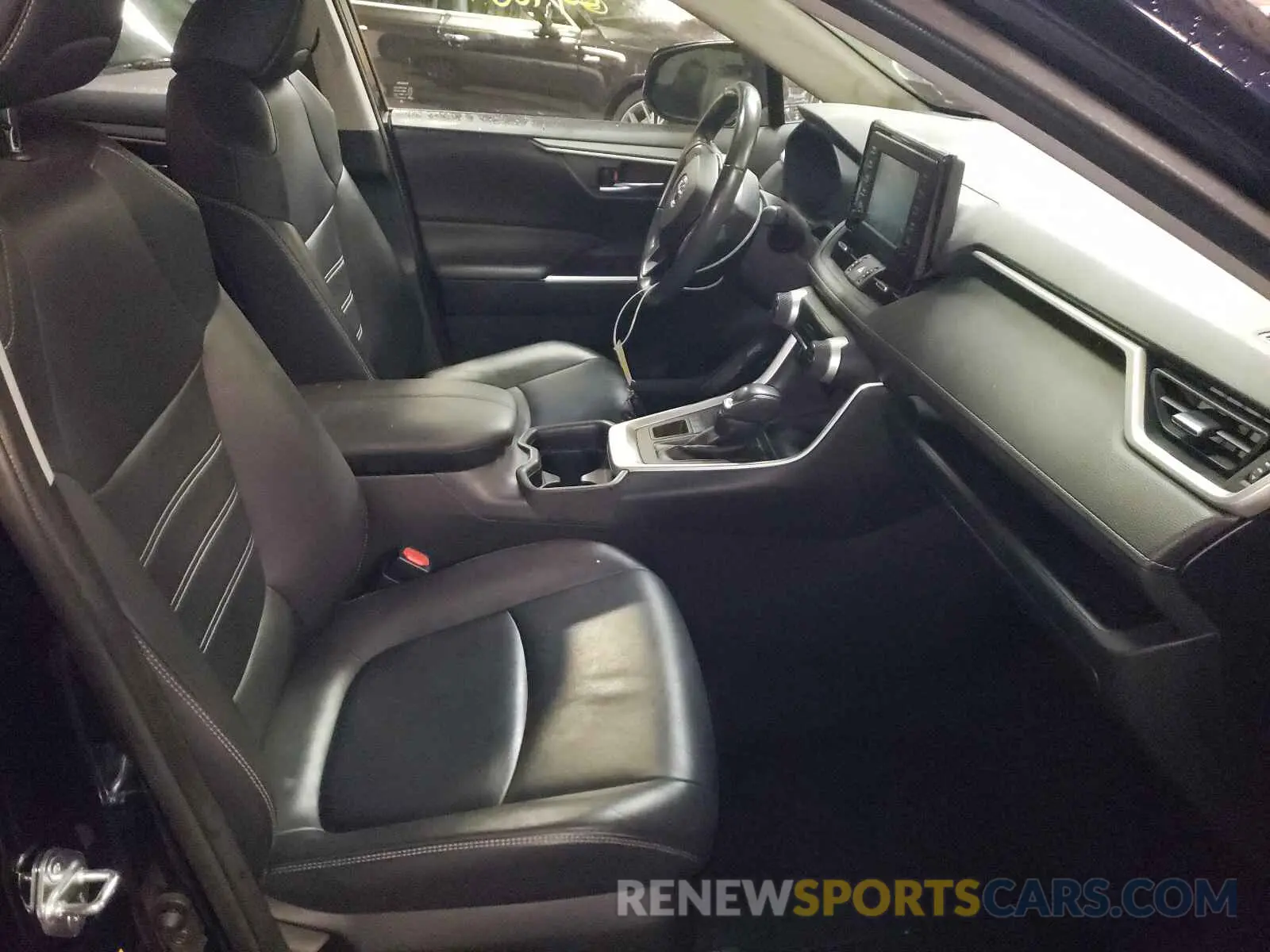 5 fotografías del automóvil dañado JTMA1RFV6KD504055 TOYOTA RAV4 2019