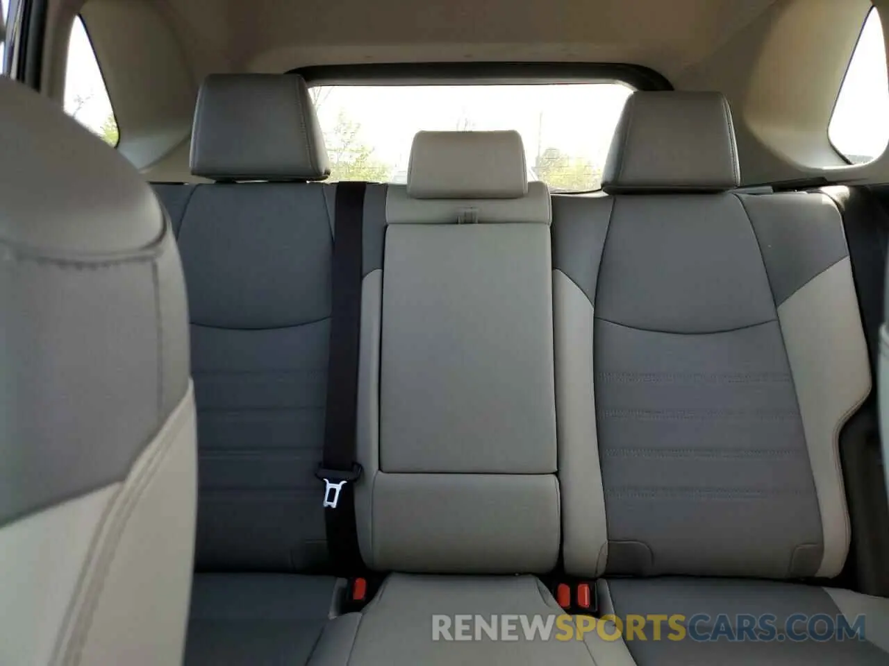 10 fotografías del automóvil dañado JTMA1RFV7KJ004164 TOYOTA RAV4 2019