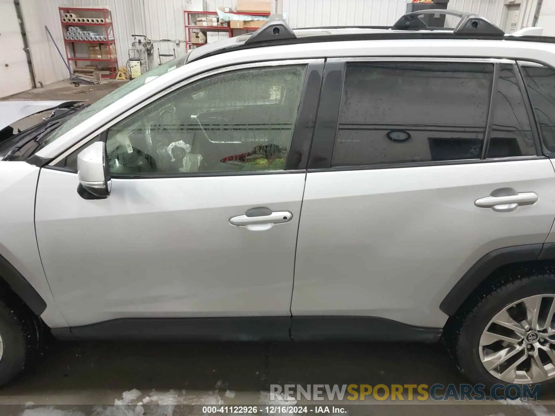 14 fotografías del automóvil dañado JTMA1RFV8KD011378 TOYOTA RAV4 2019