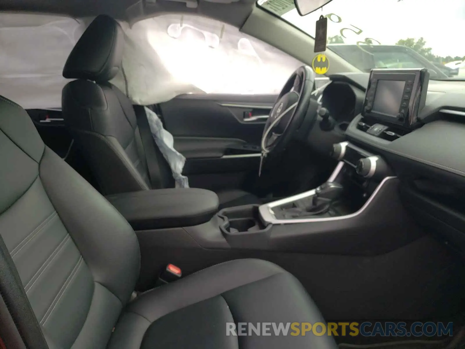5 fotografías del automóvil dañado JTMA1RFV8KD036023 TOYOTA RAV4 2019