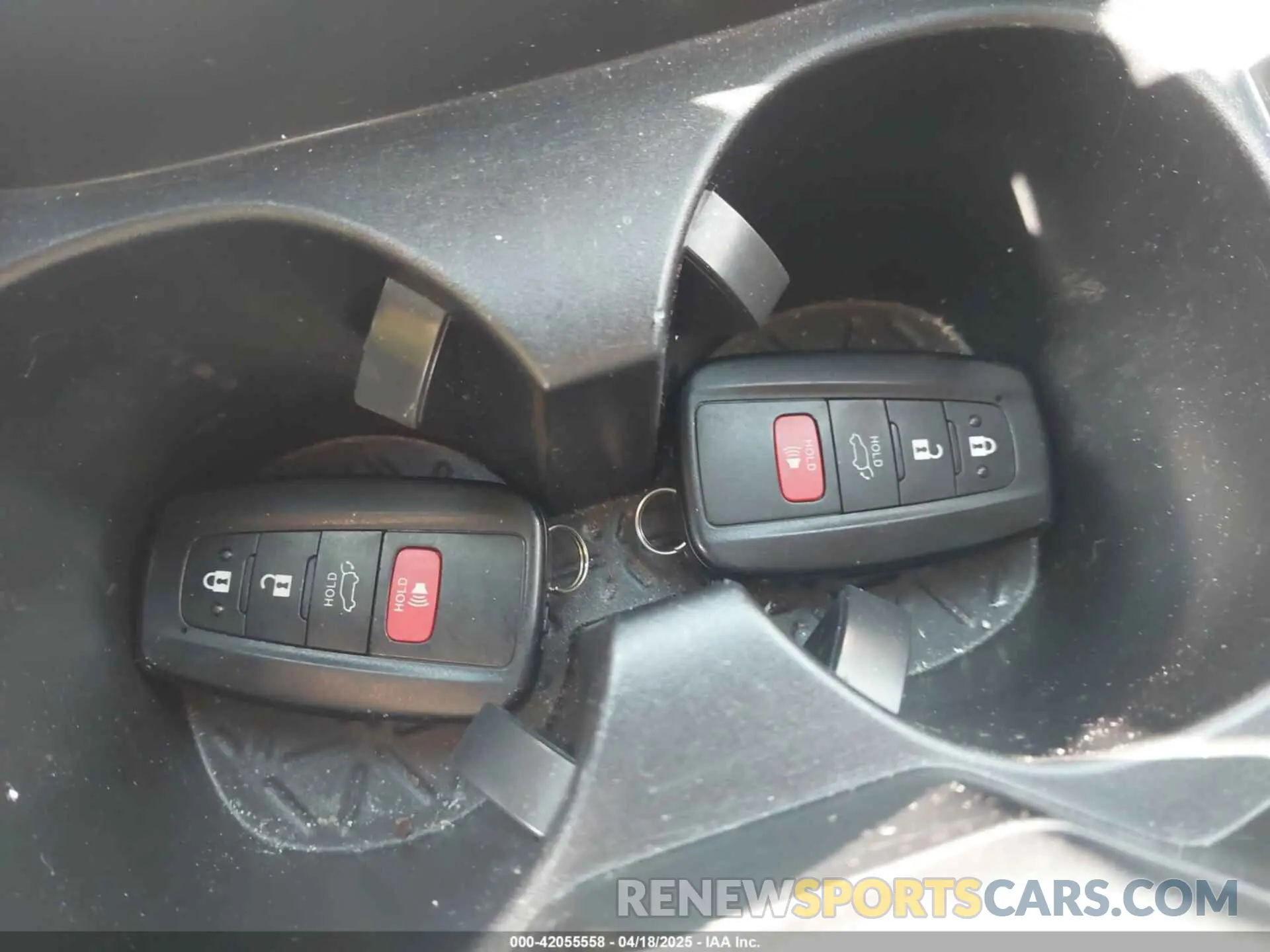 11 fotografías del automóvil dañado JTMA1RFV9KD013771 TOYOTA RAV4 2019