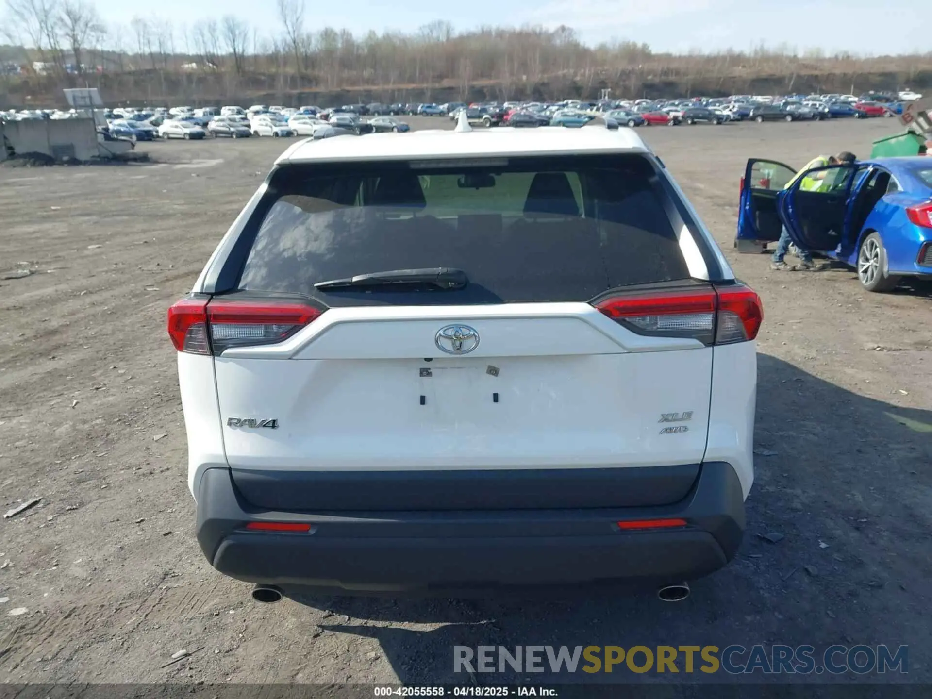 16 fotografías del automóvil dañado JTMA1RFV9KD013771 TOYOTA RAV4 2019