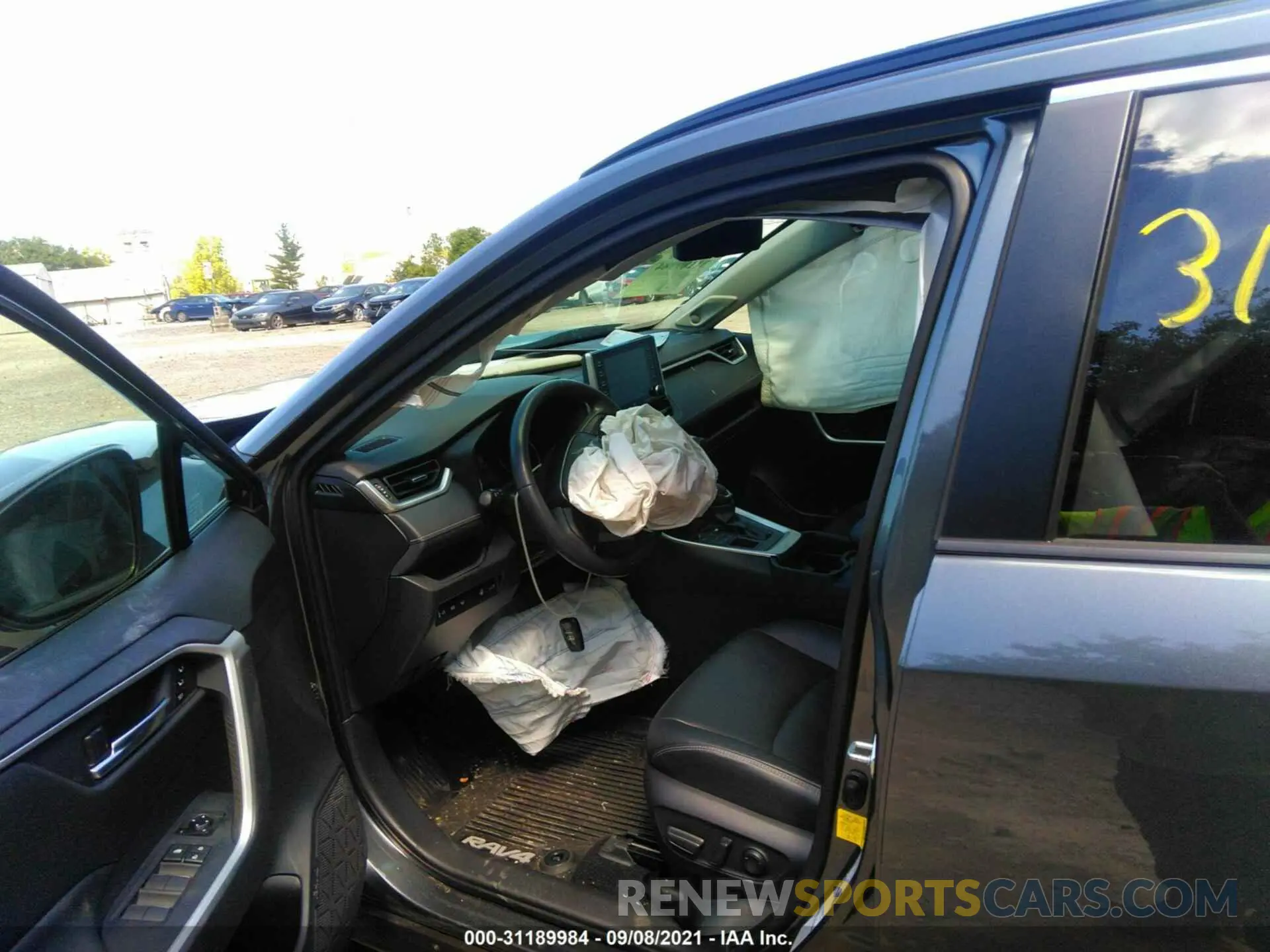 5 fotografías del automóvil dañado JTMA1RFV9KD037729 TOYOTA RAV4 2019