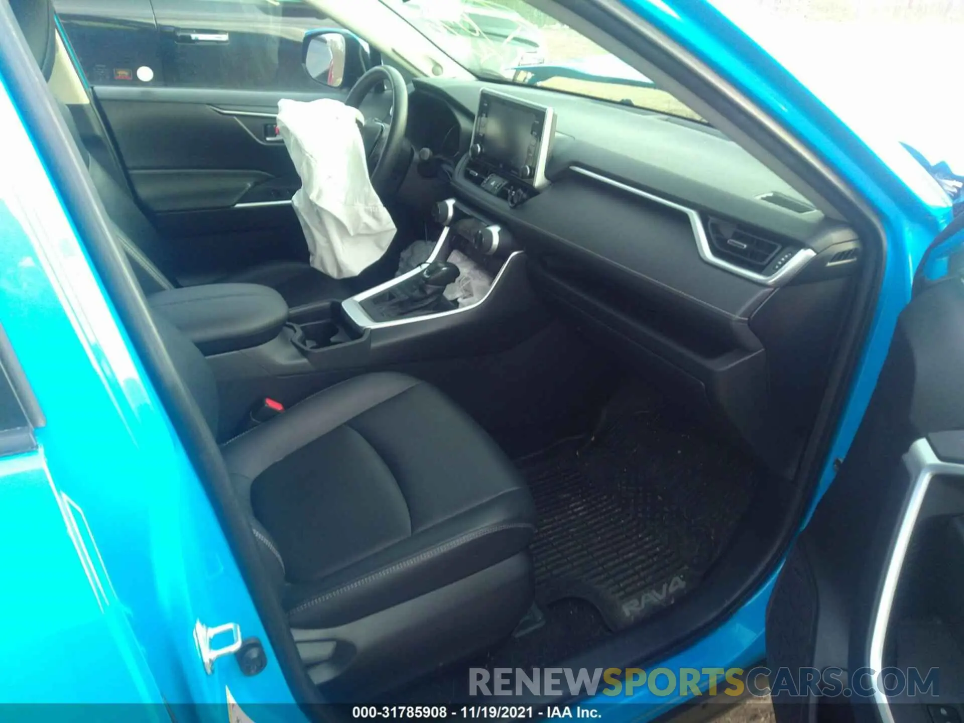 5 fotografías del automóvil dañado JTMA1RFV9KD514109 TOYOTA RAV4 2019