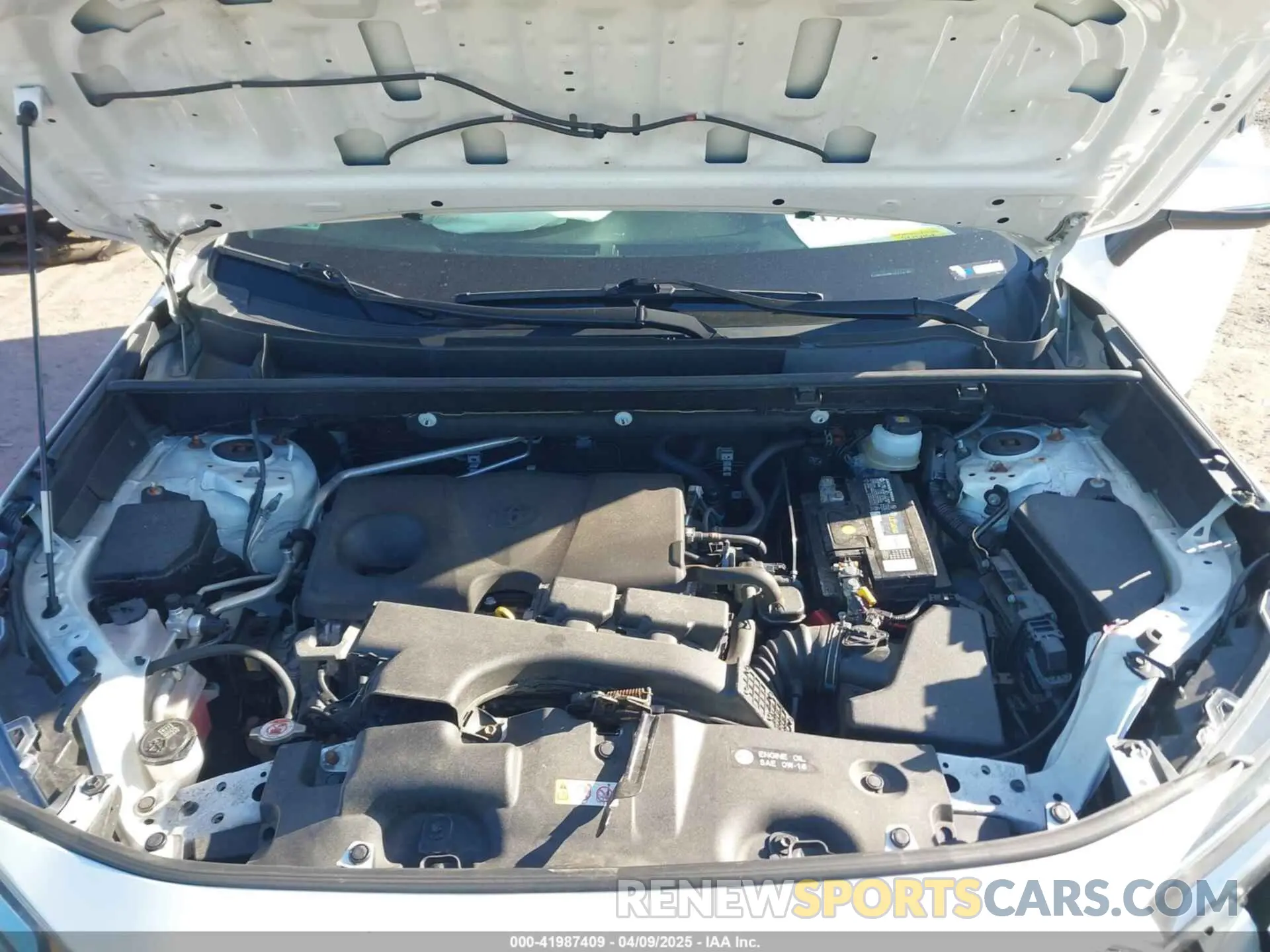 10 fotografías del automóvil dañado JTMA1RFV9KJ007728 TOYOTA RAV4 2019