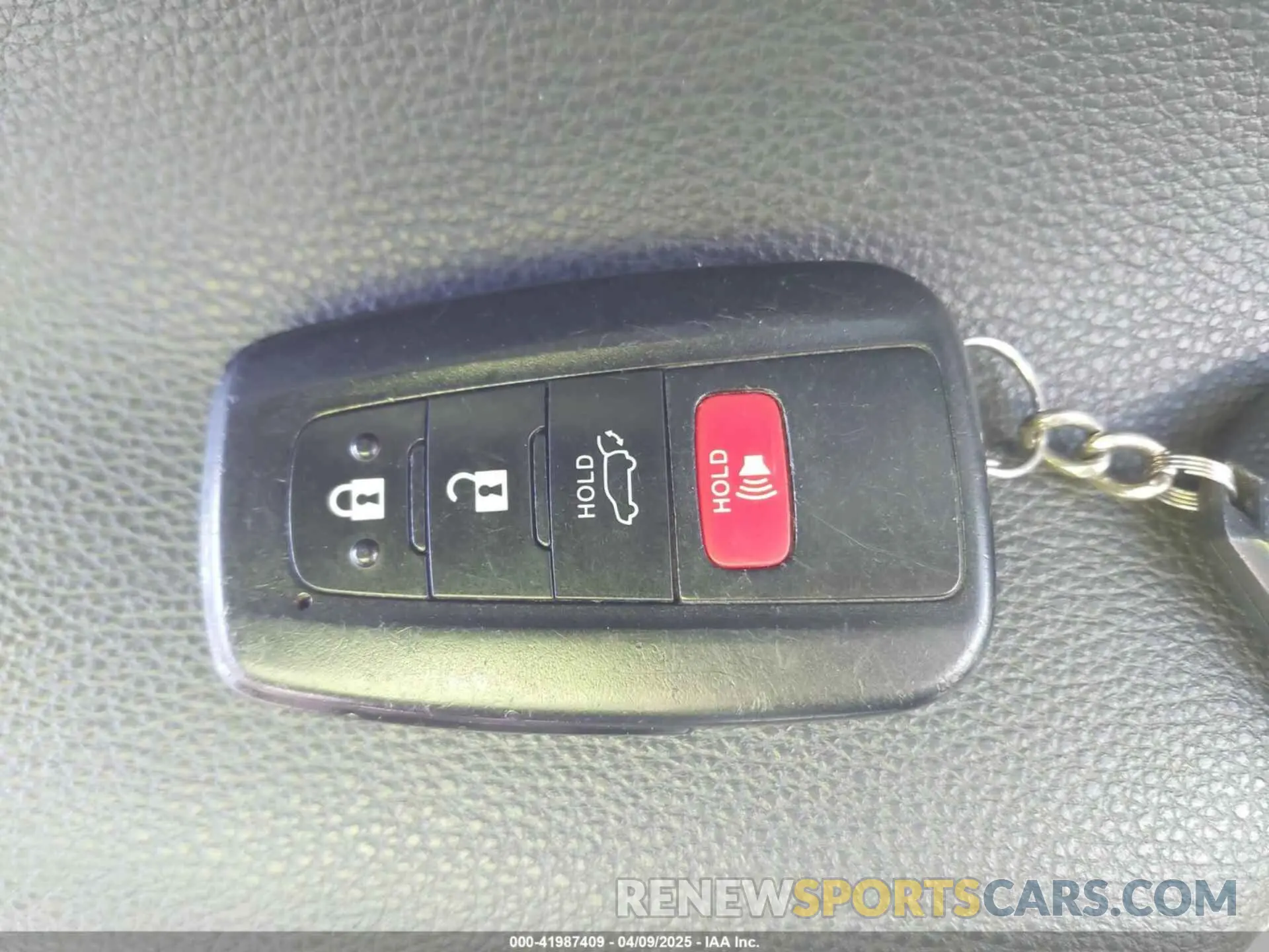 11 fotografías del automóvil dañado JTMA1RFV9KJ007728 TOYOTA RAV4 2019