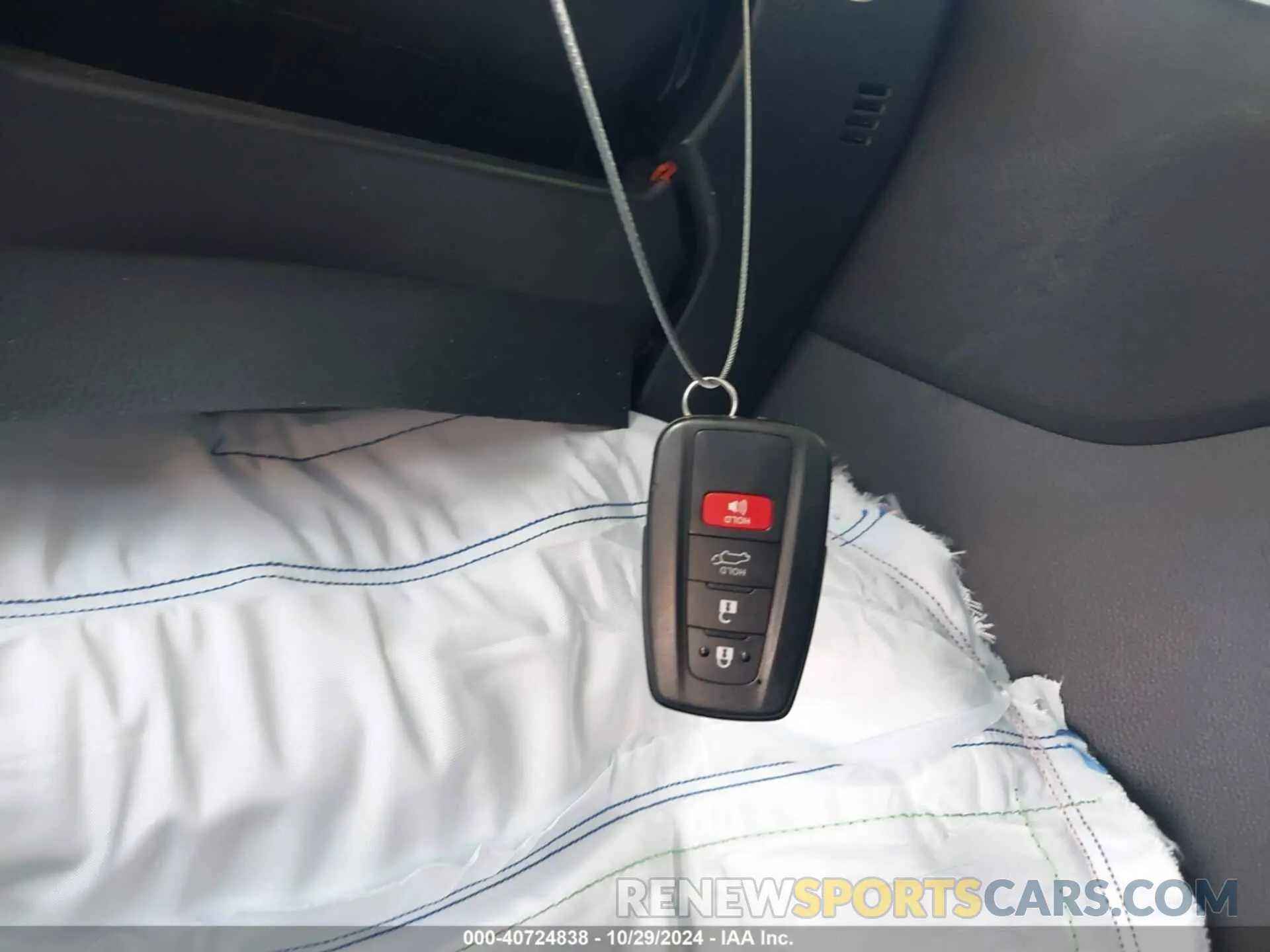 11 fotografías del automóvil dañado JTMC1RFV0KD036087 TOYOTA RAV4 2019