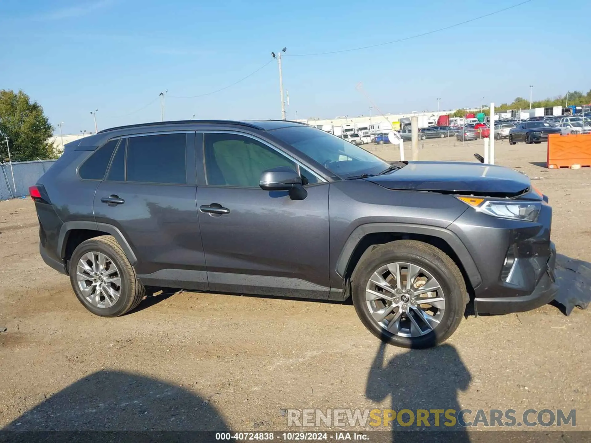 13 fotografías del automóvil dañado JTMC1RFV0KD036087 TOYOTA RAV4 2019