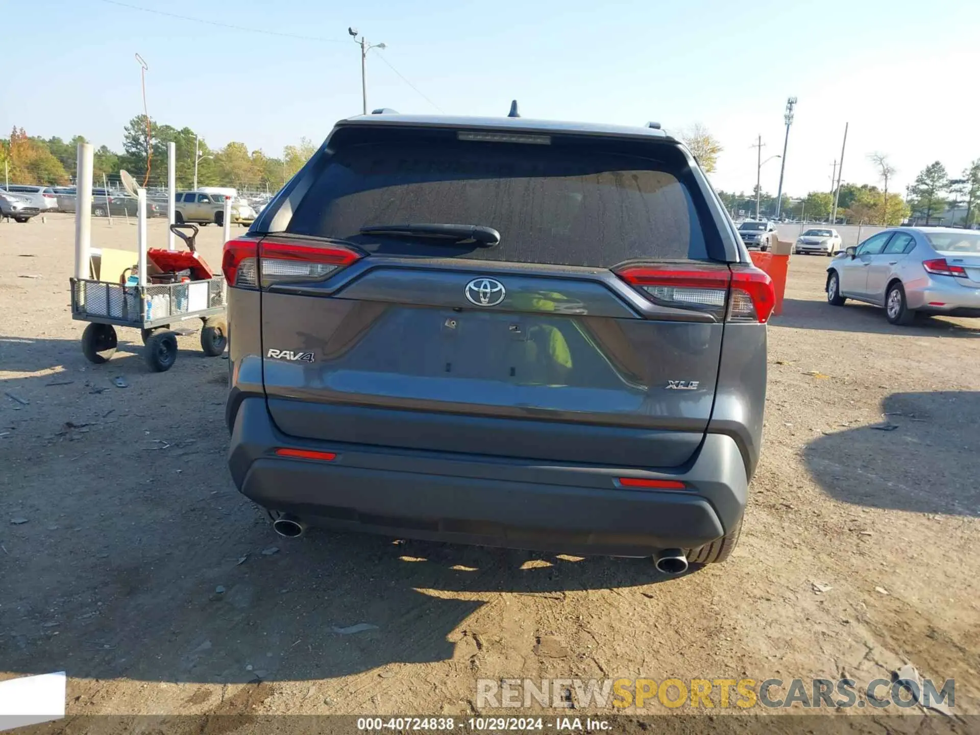 16 fotografías del automóvil dañado JTMC1RFV0KD036087 TOYOTA RAV4 2019