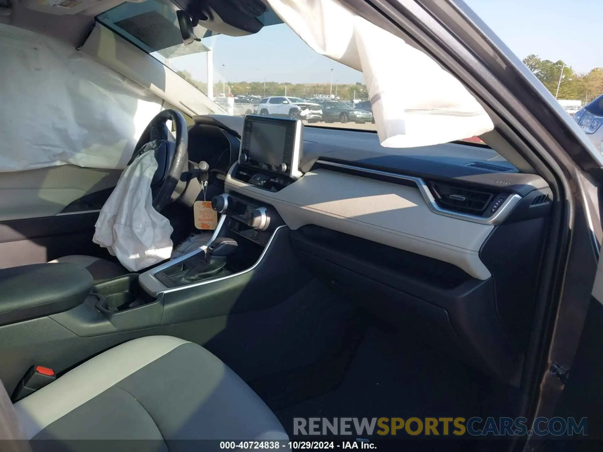 5 fotografías del automóvil dañado JTMC1RFV0KD036087 TOYOTA RAV4 2019