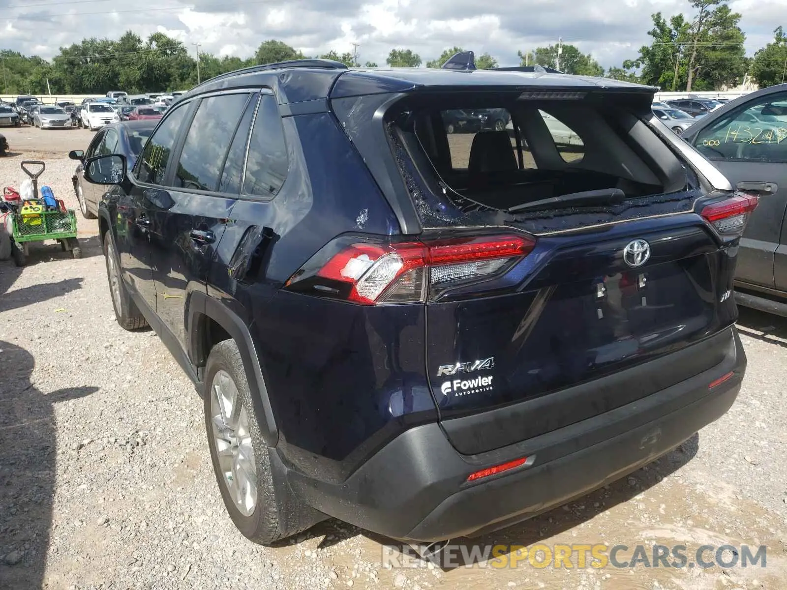 3 fotografías del automóvil dañado JTMC1RFV0KD504416 TOYOTA RAV4 2019