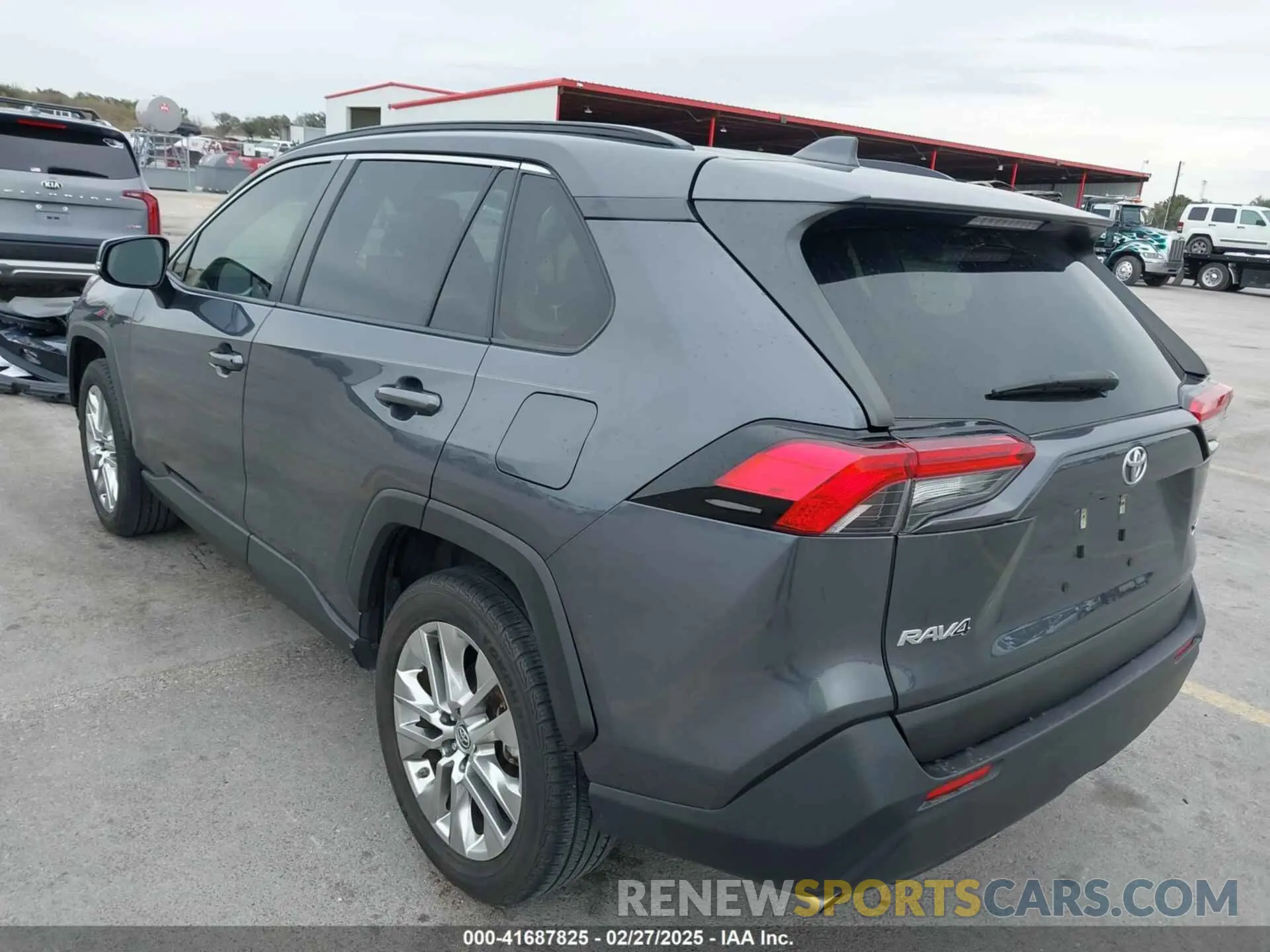 3 fotografías del automóvil dañado JTMC1RFV0KD504612 TOYOTA RAV4 2019