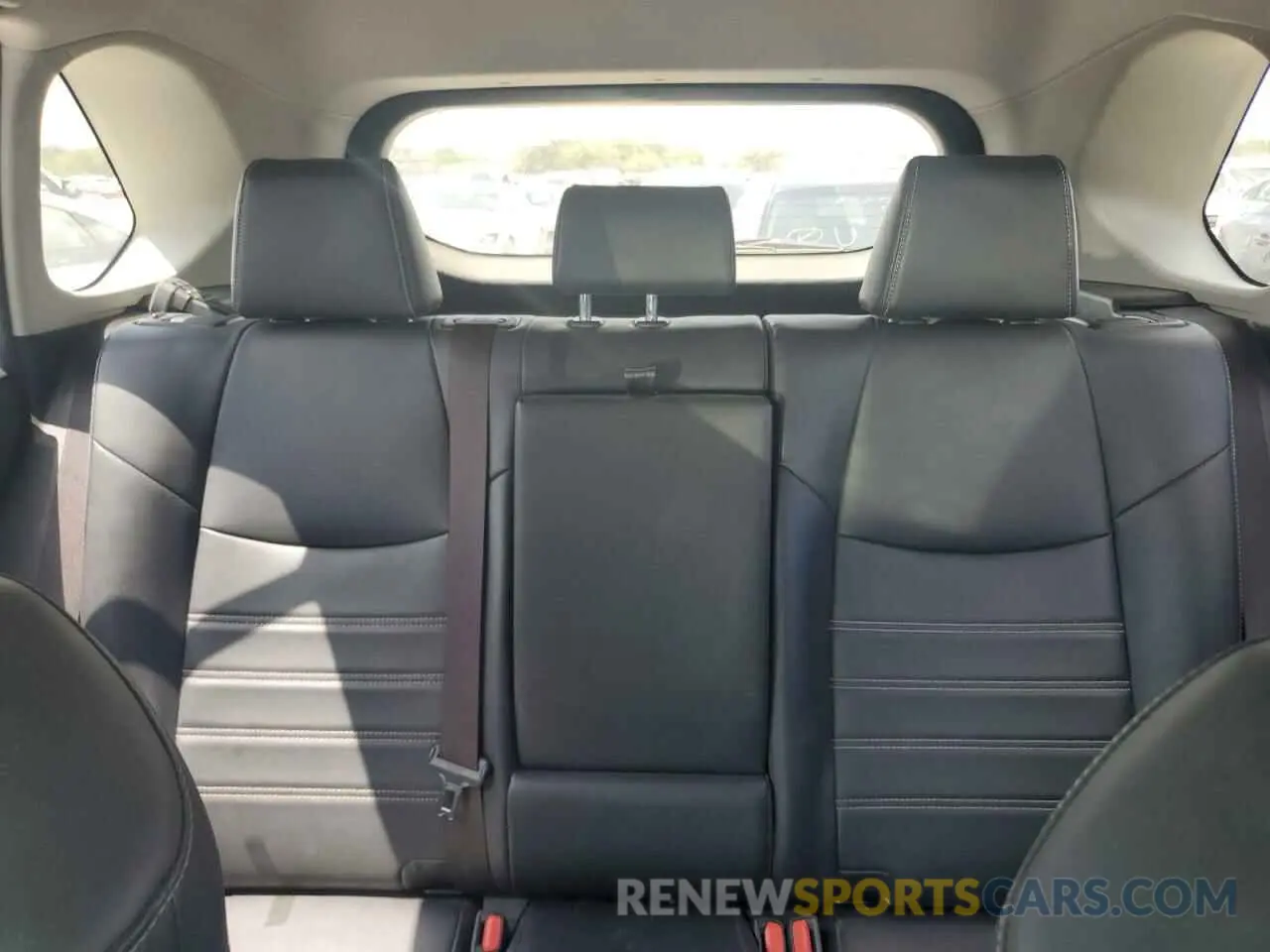 10 fotografías del automóvil dañado JTMC1RFV2KD502344 TOYOTA RAV4 2019