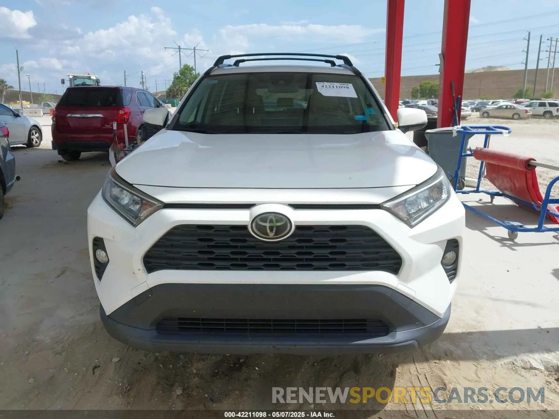 12 fotografías del automóvil dañado JTMC1RFV2KD504756 TOYOTA RAV4 2019