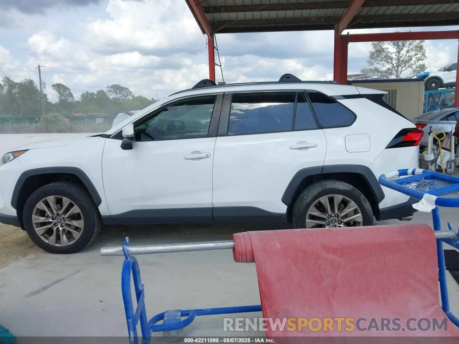 14 fotografías del automóvil dañado JTMC1RFV2KD504756 TOYOTA RAV4 2019