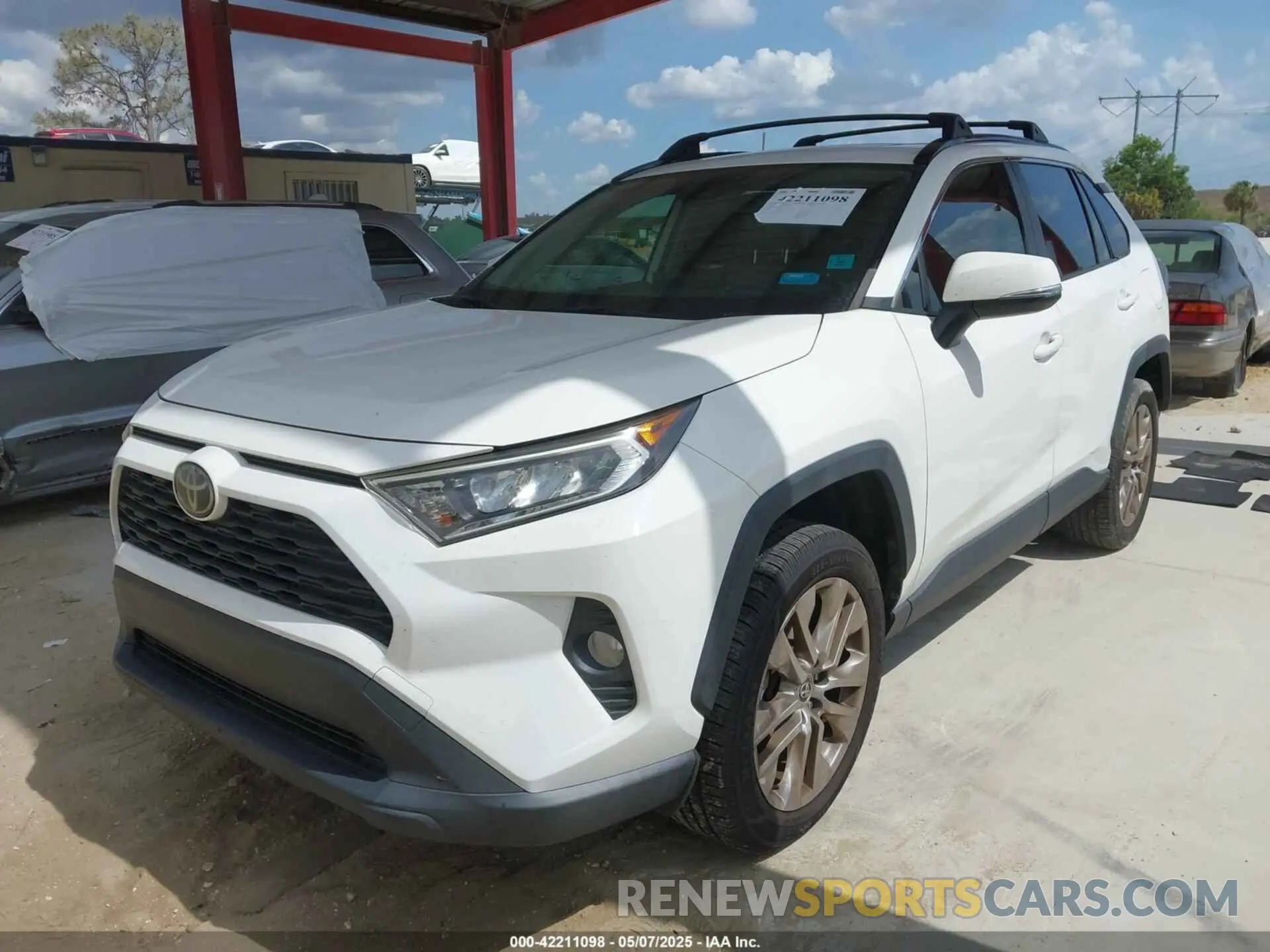 2 fotografías del automóvil dañado JTMC1RFV2KD504756 TOYOTA RAV4 2019