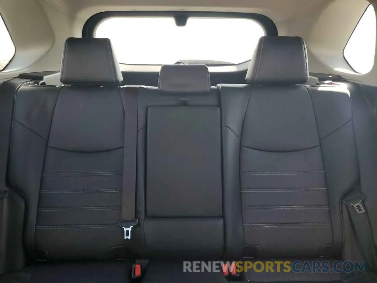 10 fotografías del automóvil dañado JTMC1RFV6KD032433 TOYOTA RAV4 2019