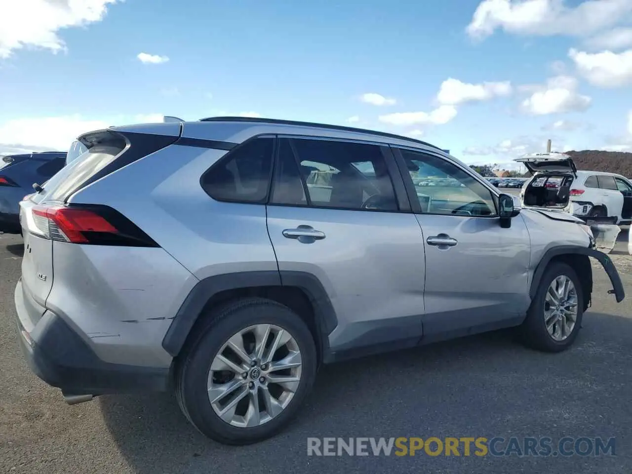 3 fotografías del automóvil dañado JTMC1RFV6KD032433 TOYOTA RAV4 2019