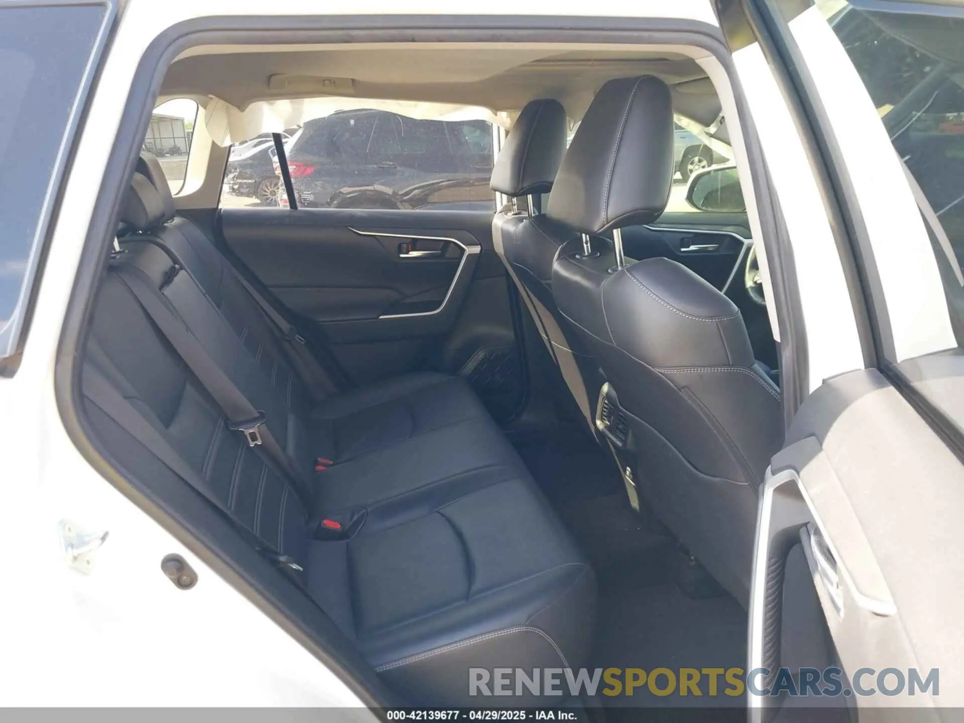 8 fotografías del automóvil dañado JTMC1RFV6KD509099 TOYOTA RAV4 2019