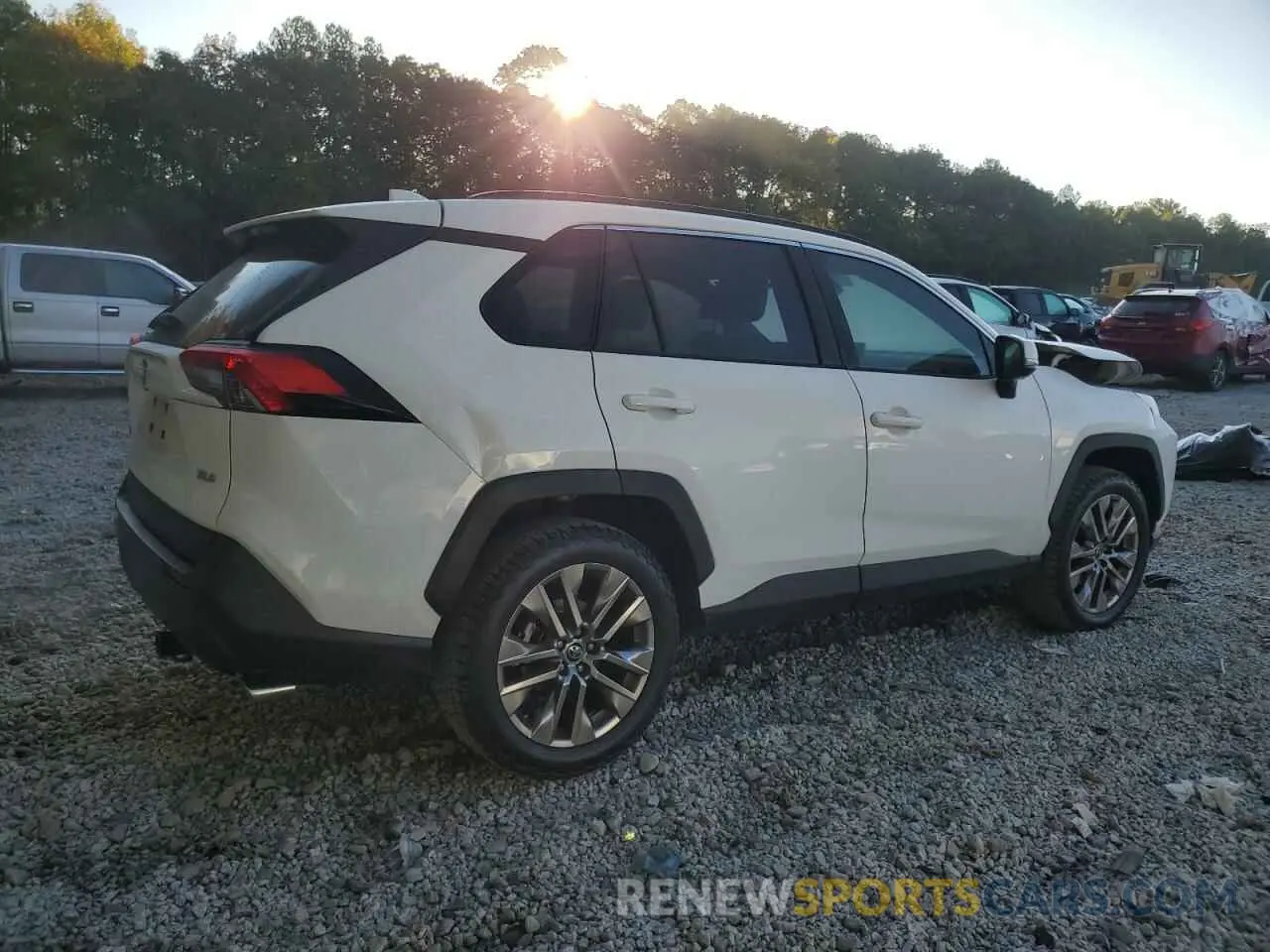 3 fotografías del automóvil dañado JTMC1RFV7KD009422 TOYOTA RAV4 2019