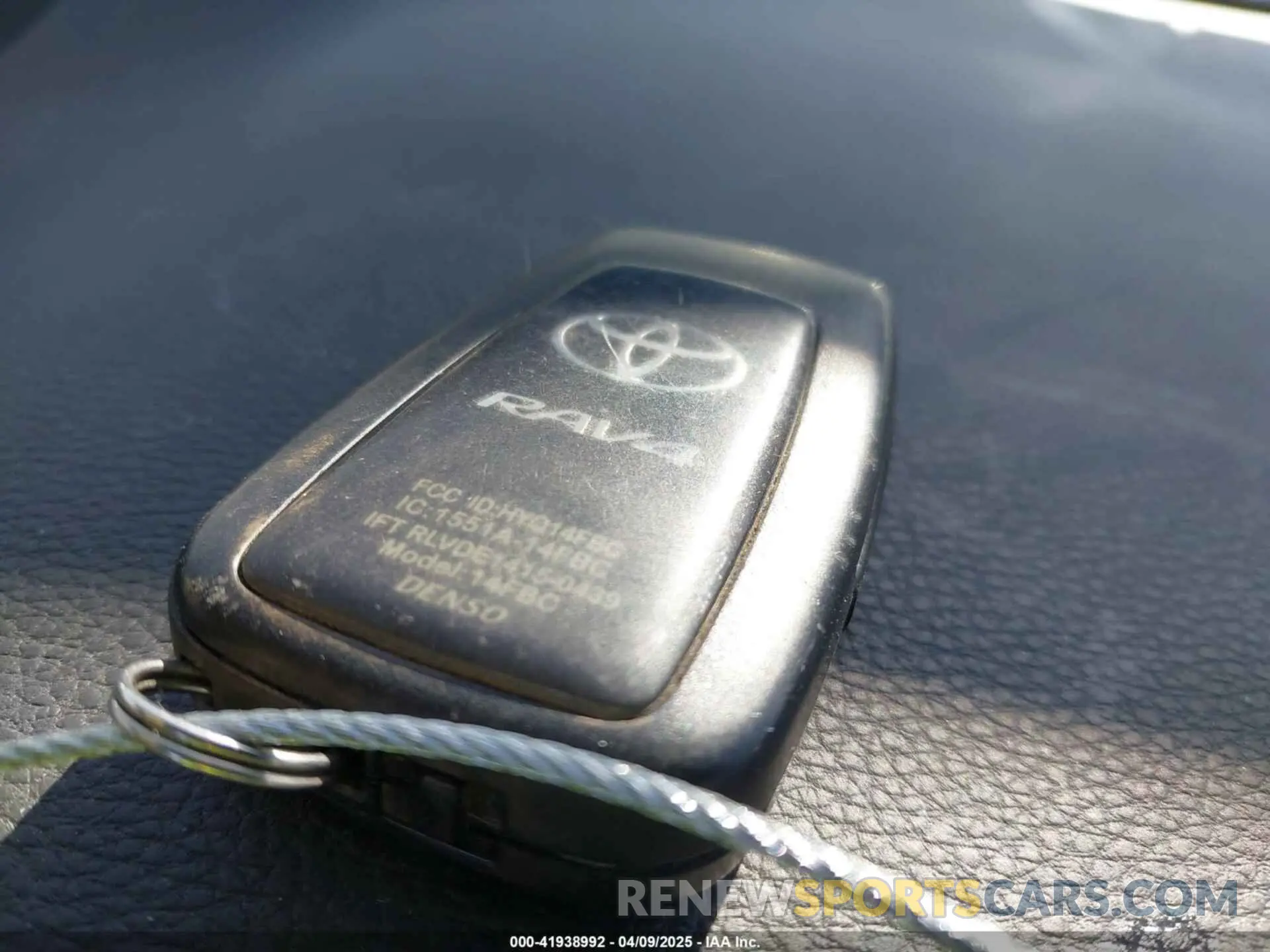 11 fotografías del automóvil dañado JTMC1RFV7KD028911 TOYOTA RAV4 2019