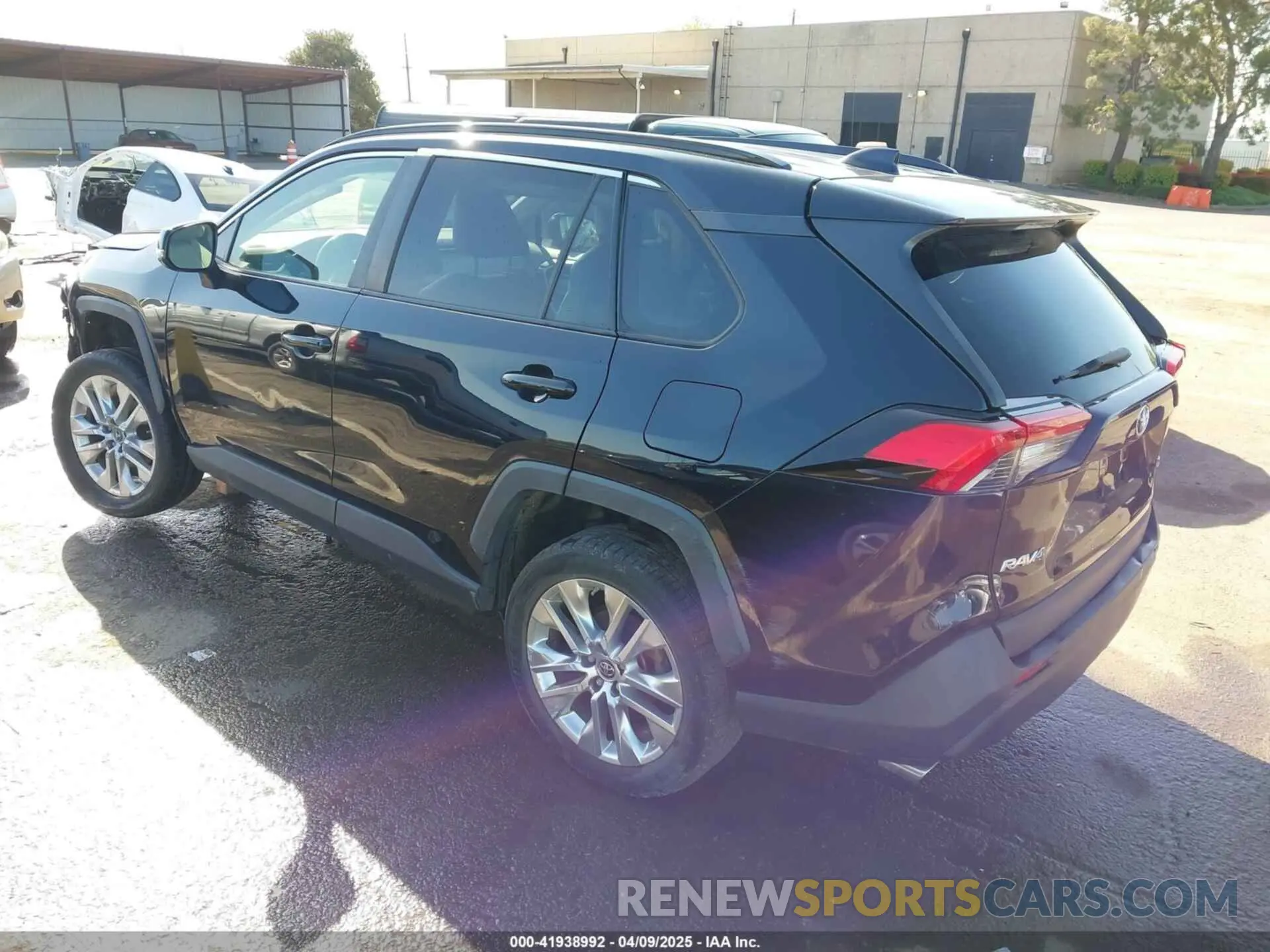 3 fotografías del automóvil dañado JTMC1RFV7KD028911 TOYOTA RAV4 2019