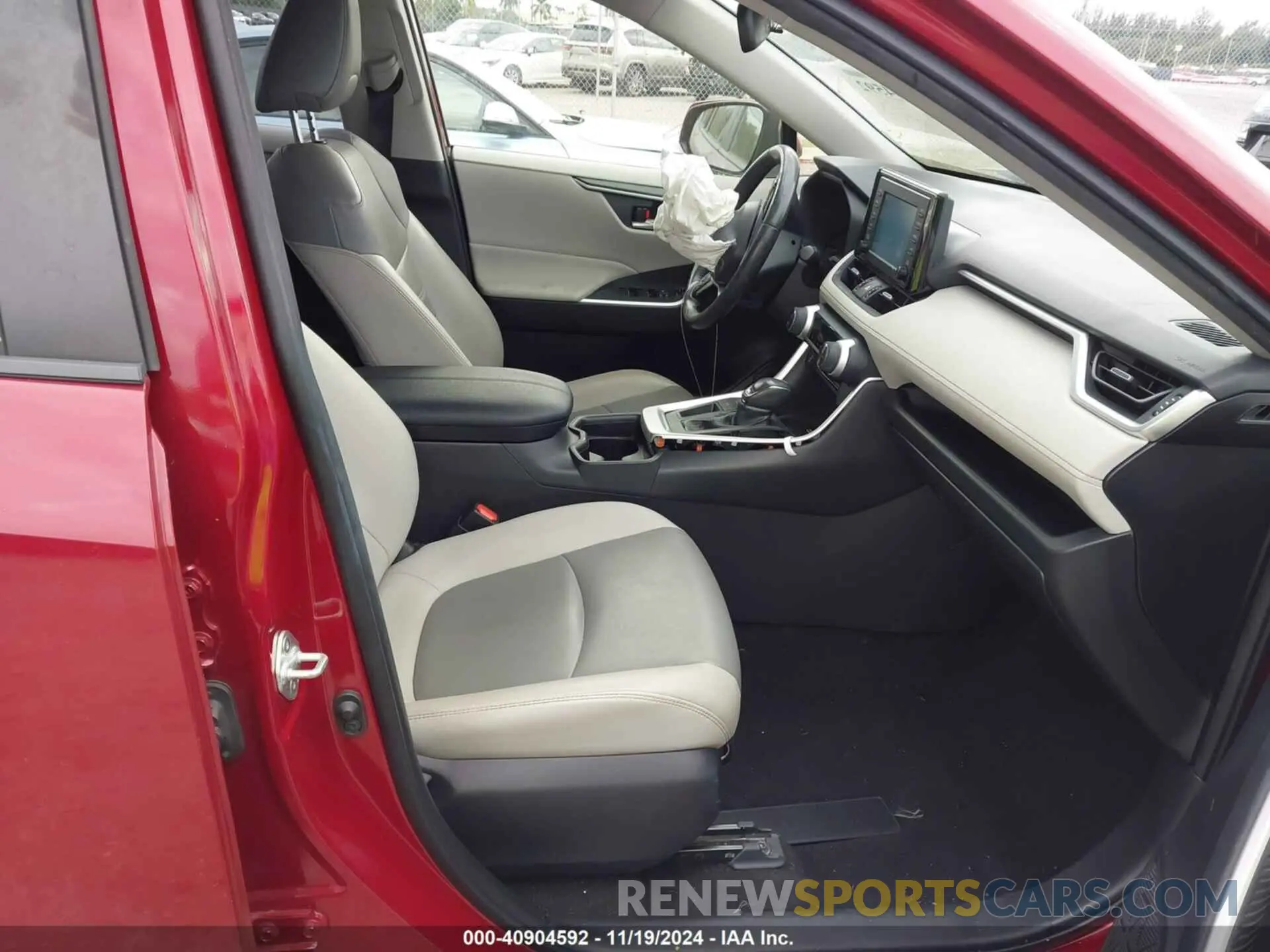 5 fotografías del automóvil dañado JTMC1RFV7KD040623 TOYOTA RAV4 2019