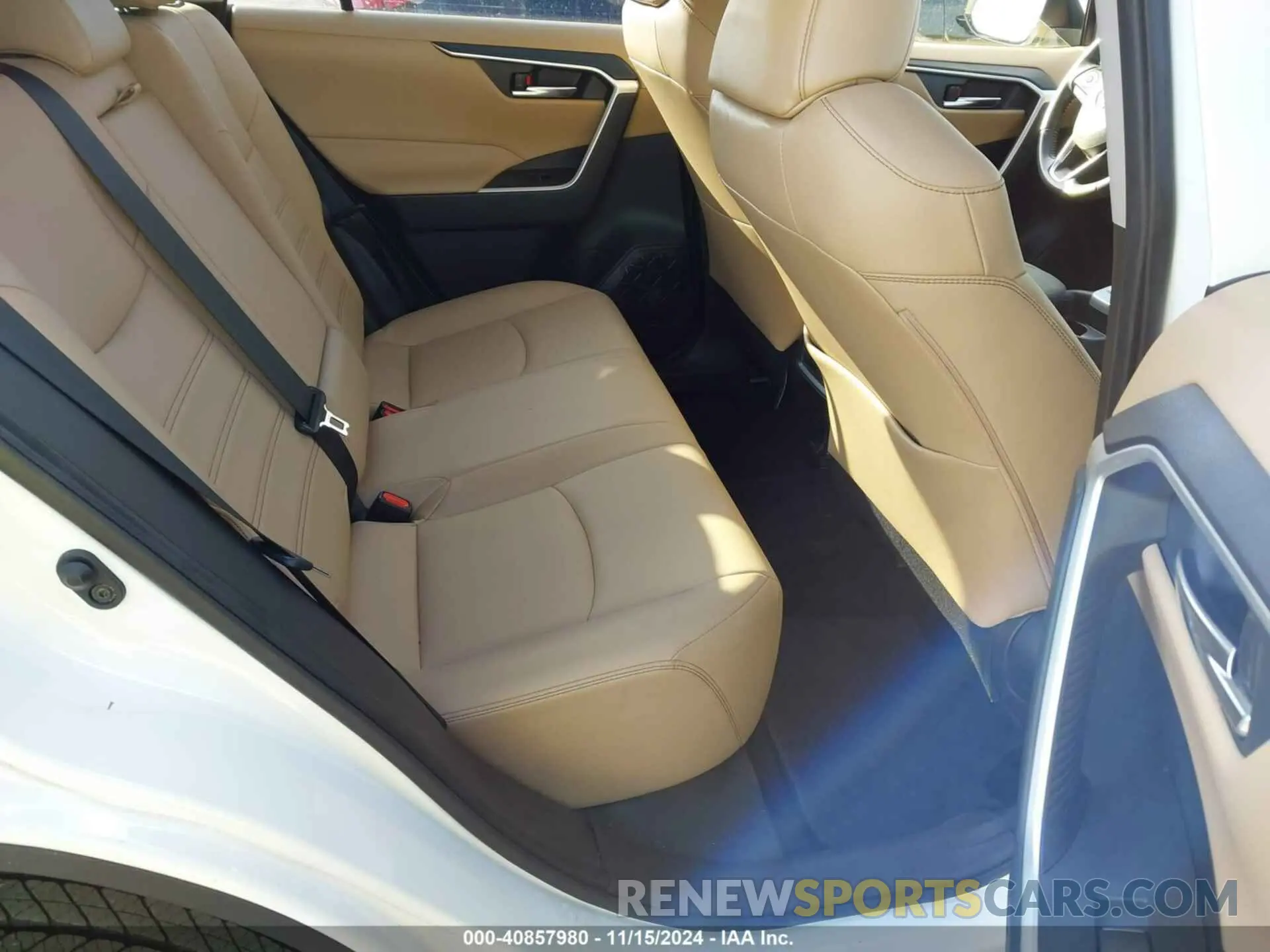 8 fotografías del automóvil dañado JTMC1RFV8KD517351 TOYOTA RAV4 2019