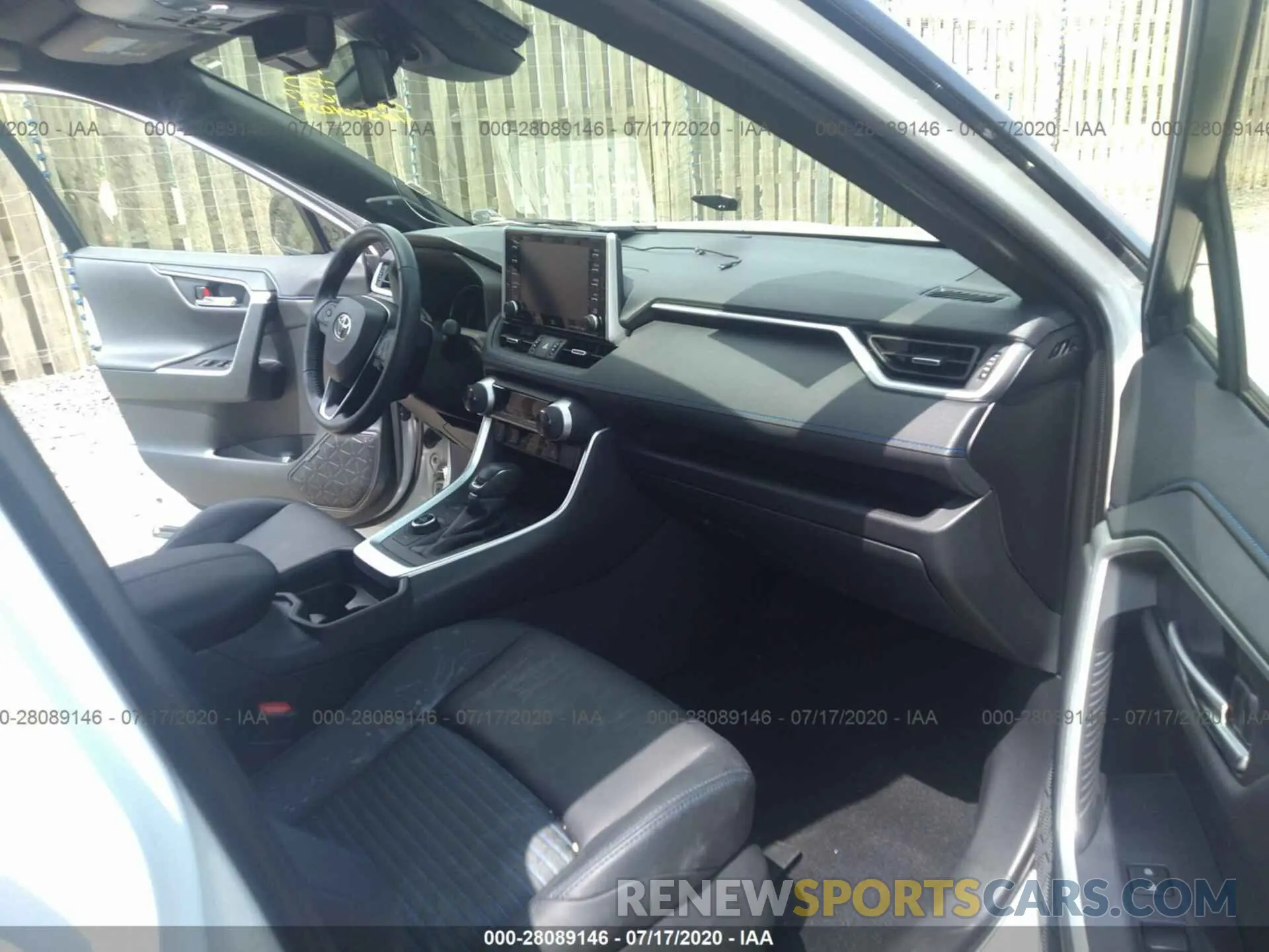 5 fotografías del automóvil dañado JTMEWRFV1KJ024039 TOYOTA RAV4 2019