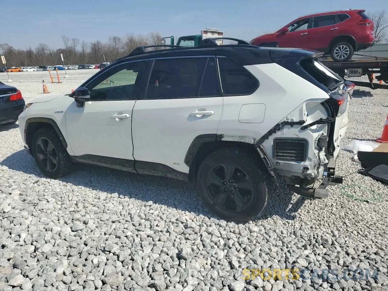 2 fotografías del automóvil dañado JTMEWRFV2KJ009355 TOYOTA RAV4 2019