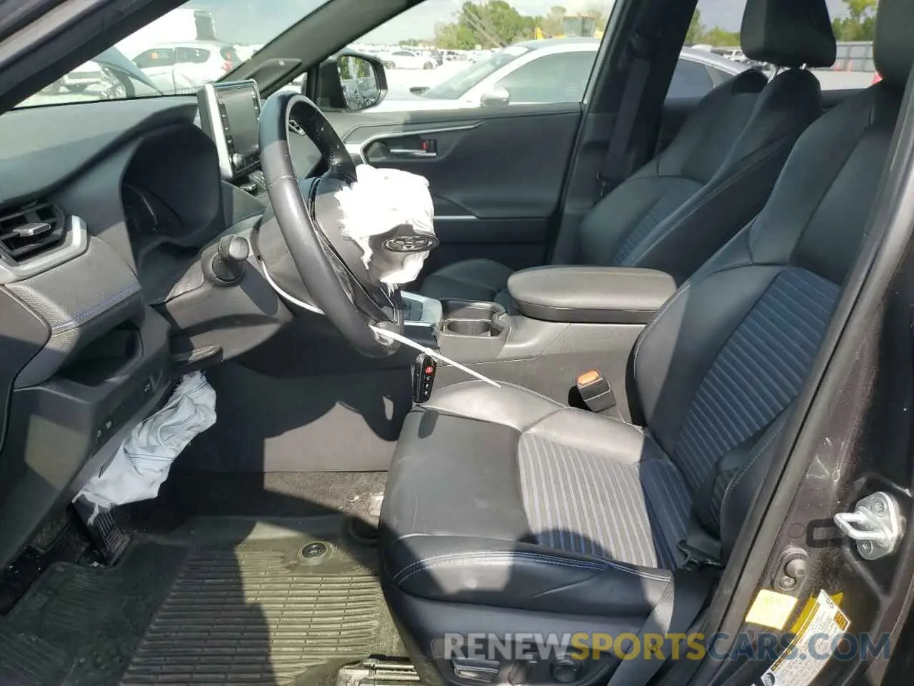 7 fotografías del automóvil dañado JTMEWRFV6KJ025154 TOYOTA RAV4 2019
