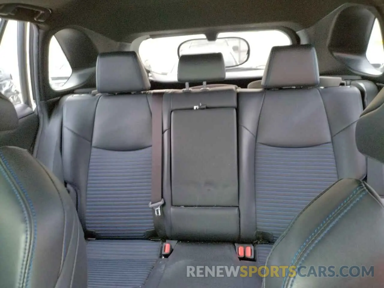 10 fotografías del automóvil dañado JTMEWRFV7KJ009948 TOYOTA RAV4 2019