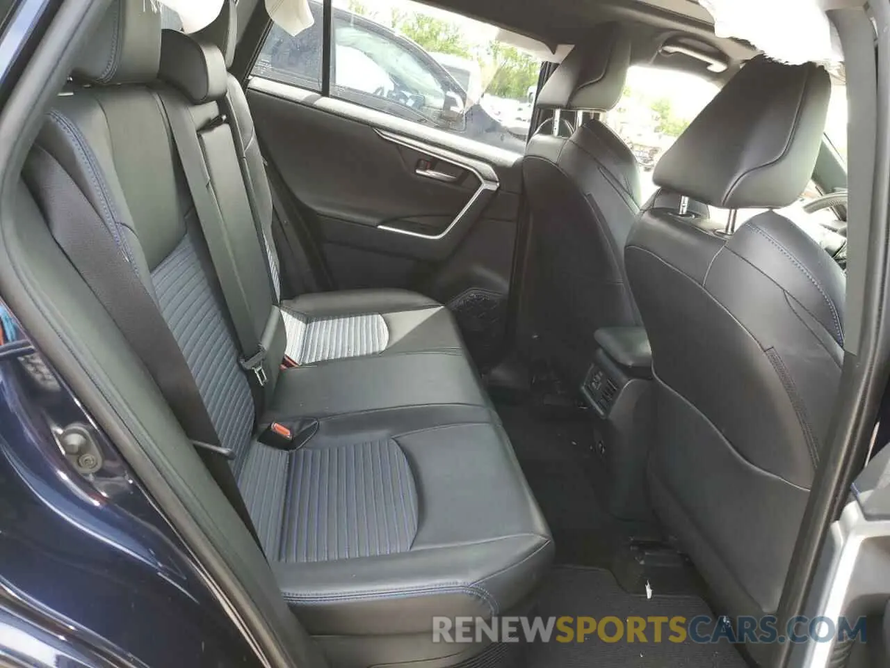 11 fotografías del automóvil dañado JTMEWRFV8KD520292 TOYOTA RAV4 2019