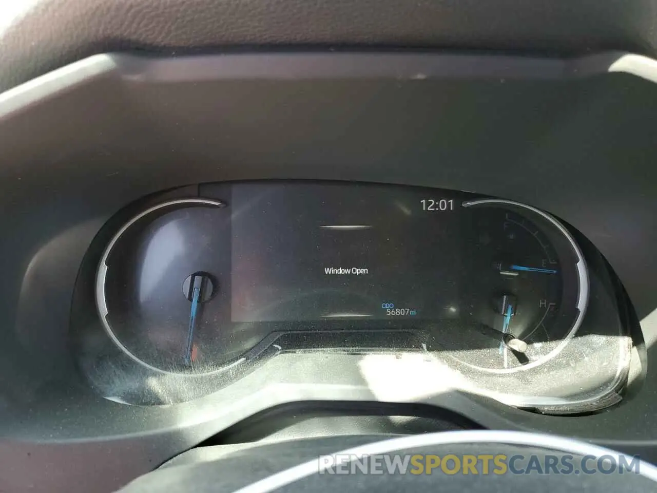 9 fotografías del automóvil dañado JTMEWRFV8KD520292 TOYOTA RAV4 2019